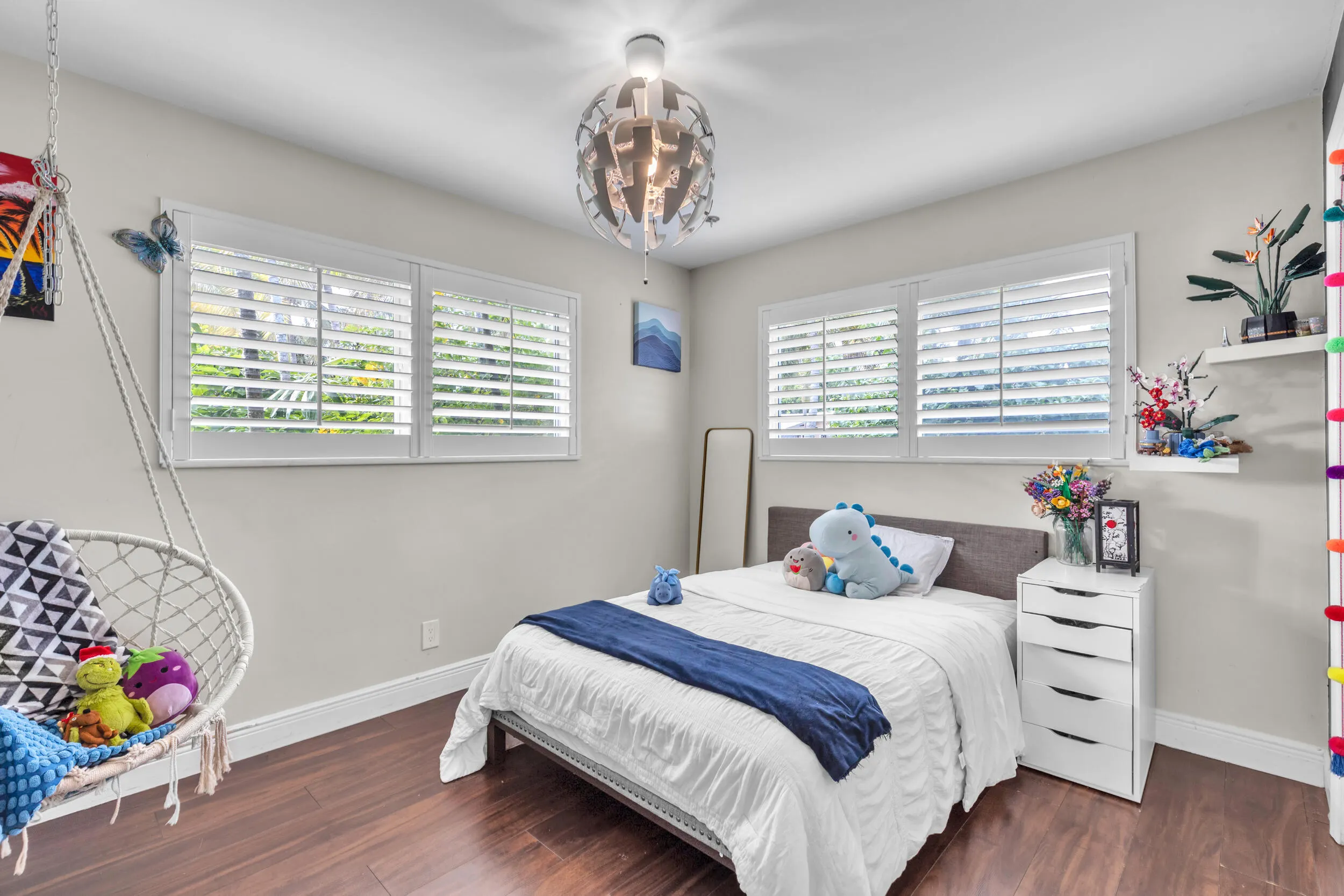 220 NW 12TH Street