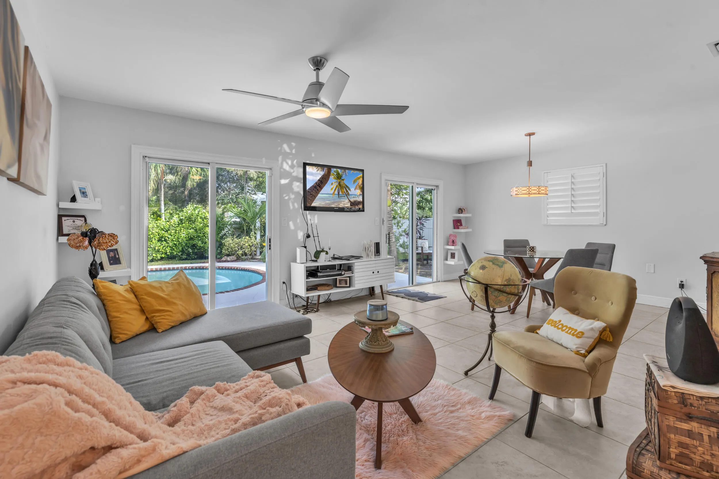 220 NW 12TH Street