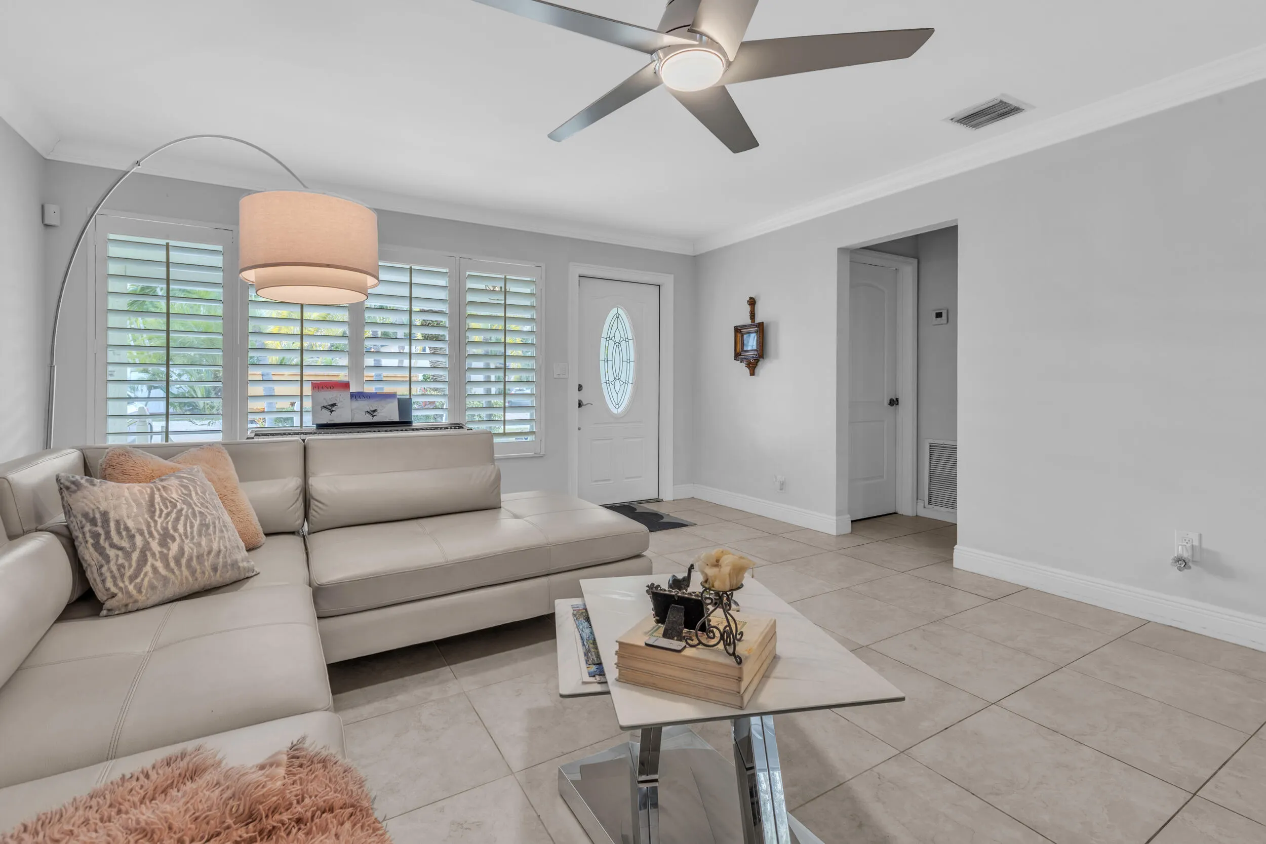 220 NW 12TH Street