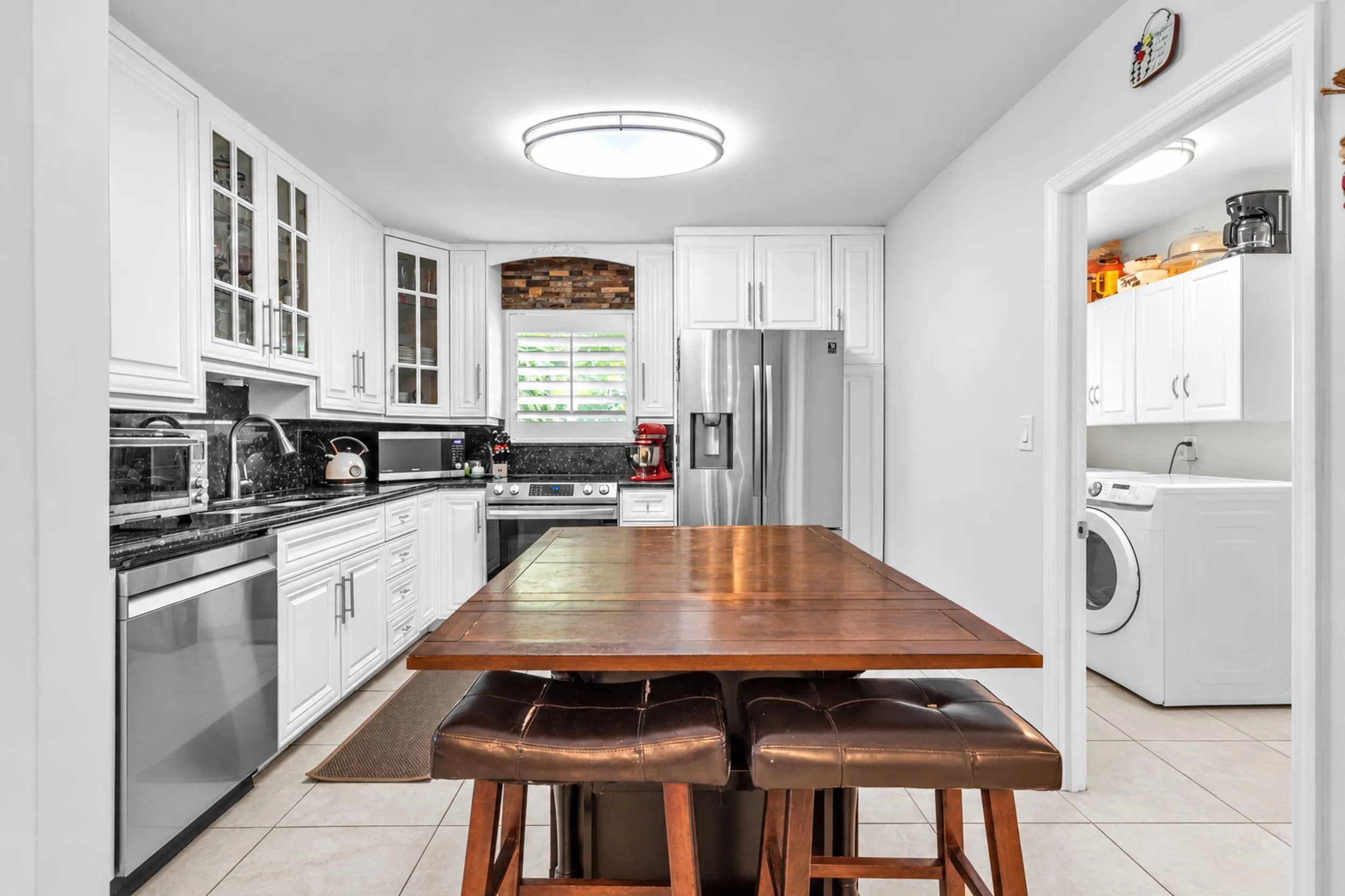 220 NW 12TH Street
