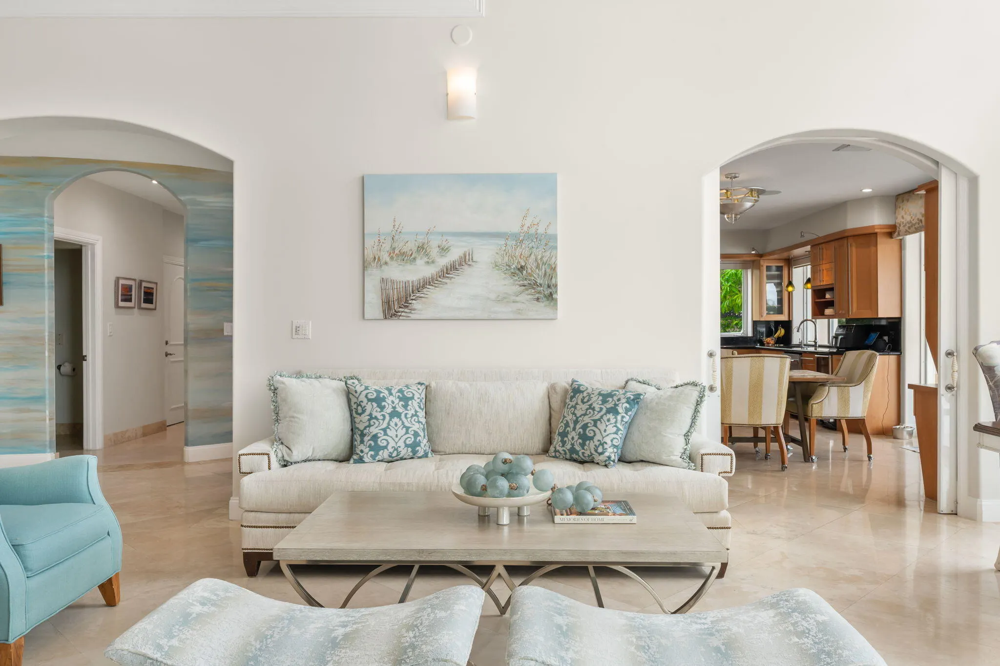 2200 INTRACOASTAL Drive