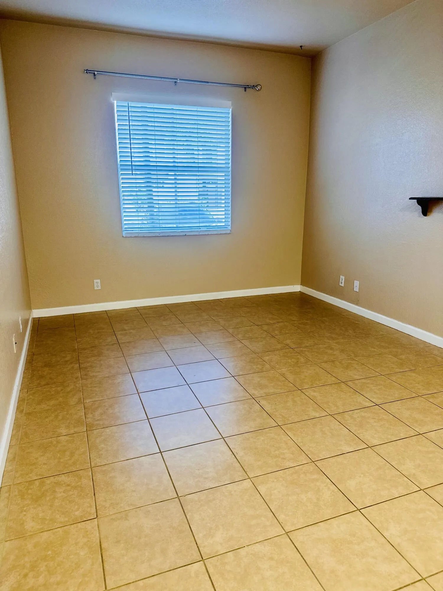 2928 HIDDEN HILLS Road #1405