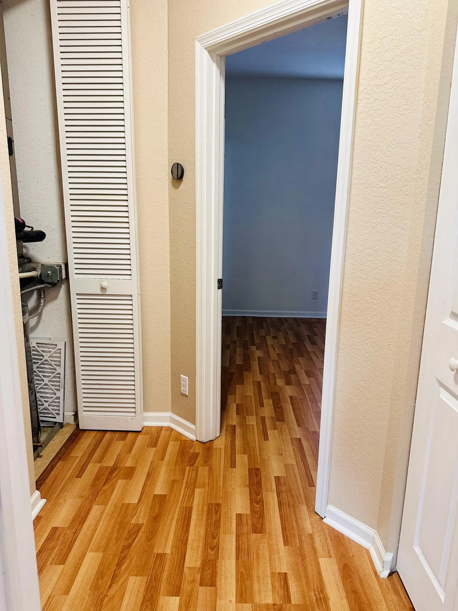 2928 HIDDEN HILLS Road #1405