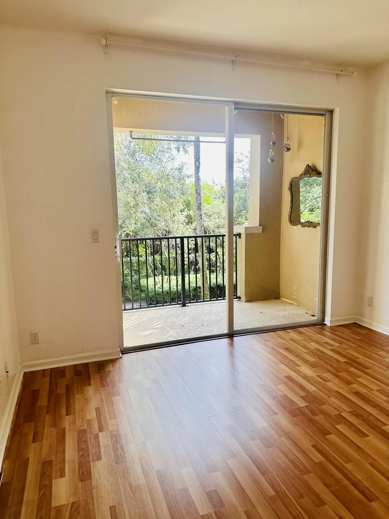 2928 HIDDEN HILLS Road #1405