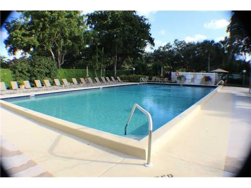 3510 OAKS Way #705
