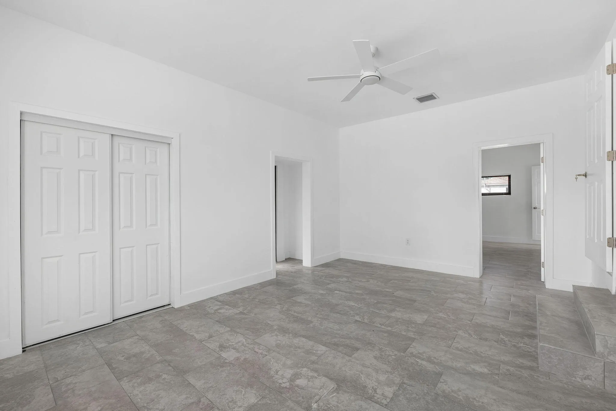 9001 NW 32ND CT Road