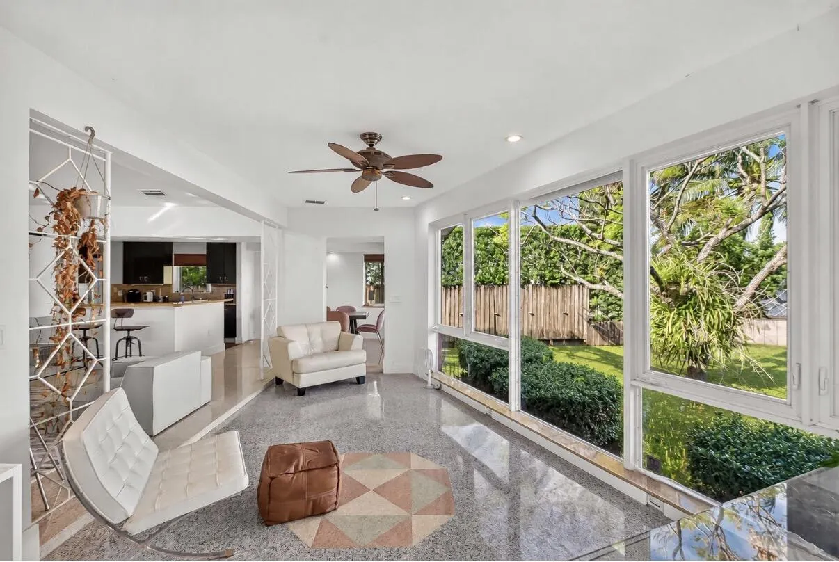 1345 MARSEILLE Drive