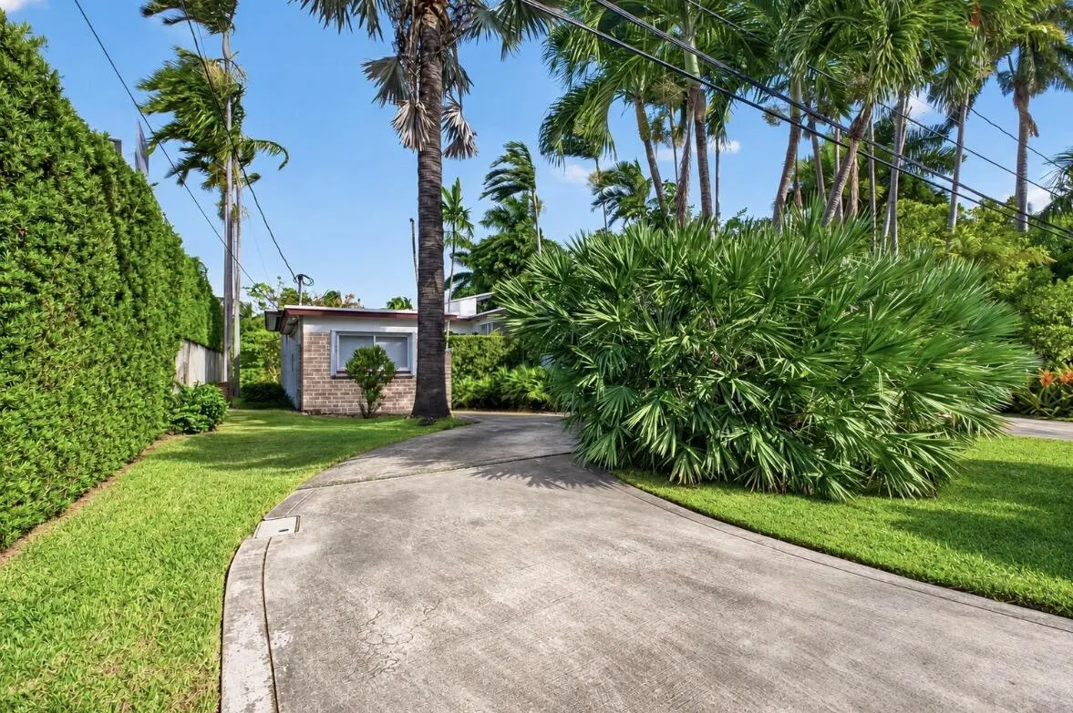 1345 MARSEILLE Drive
