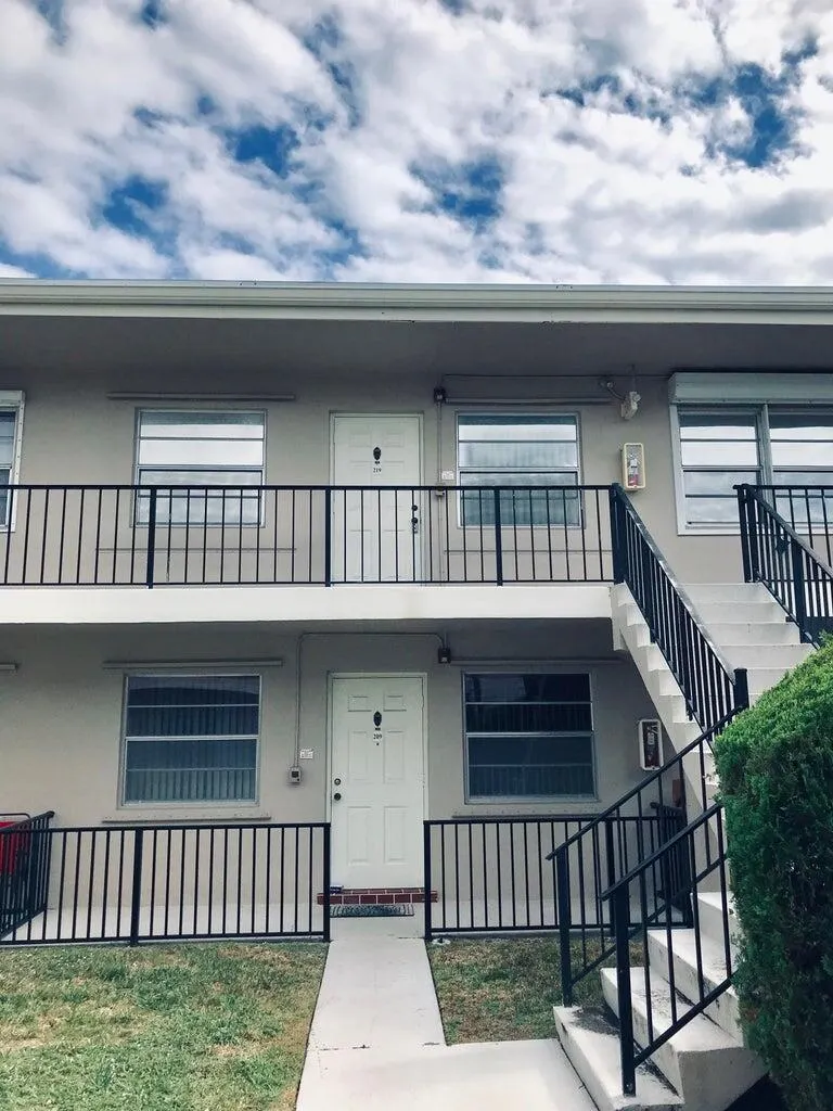 1230 OLD BOYNTON Road #219