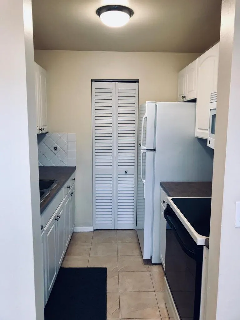 1230 OLD BOYNTON Road #219