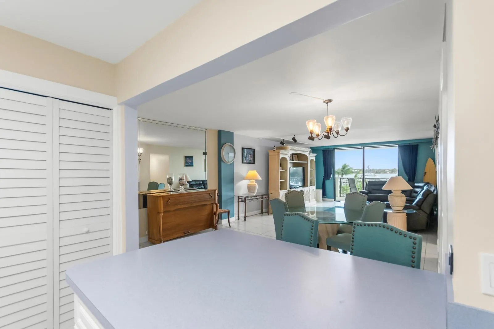1200 MARINE Way #203