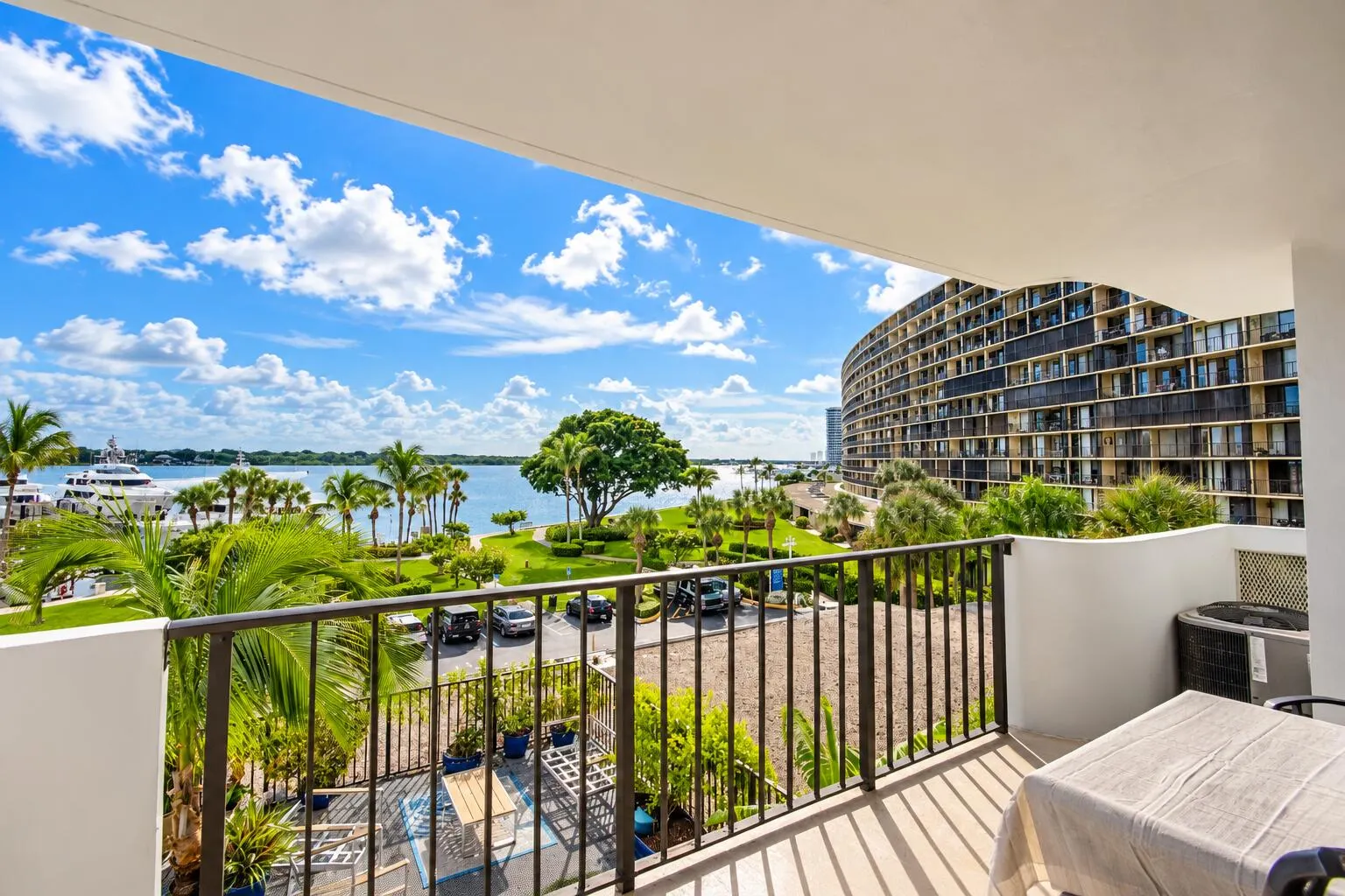 1200 MARINE Way #203