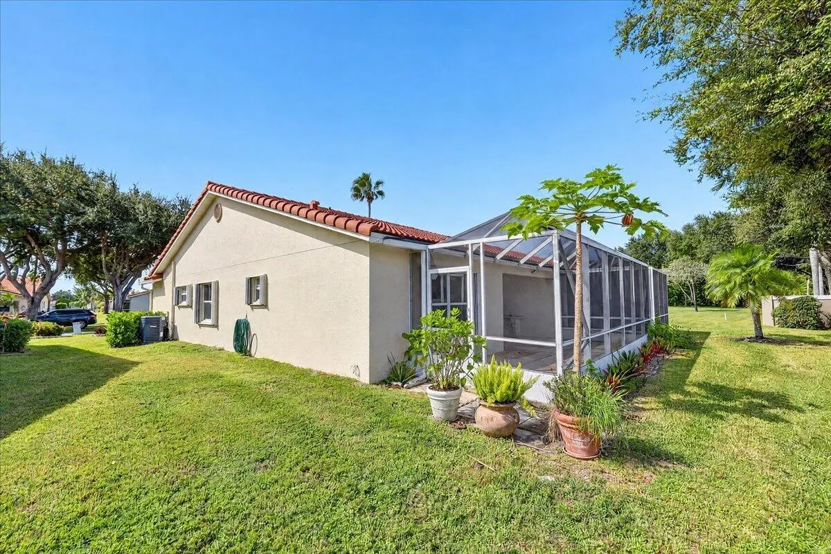 17 Sausalito Drive