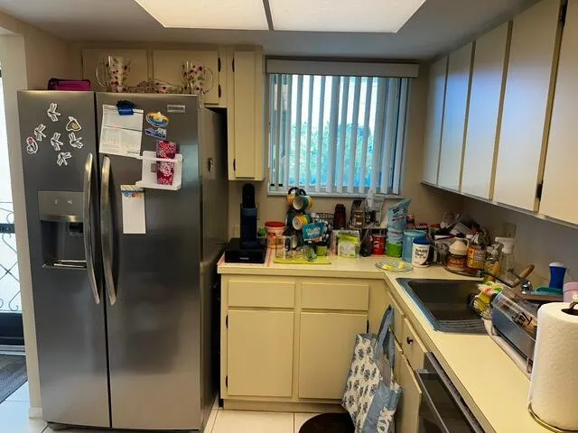 3186 VIA POINCIANA #306