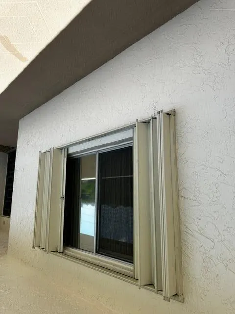 3186 VIA POINCIANA #306