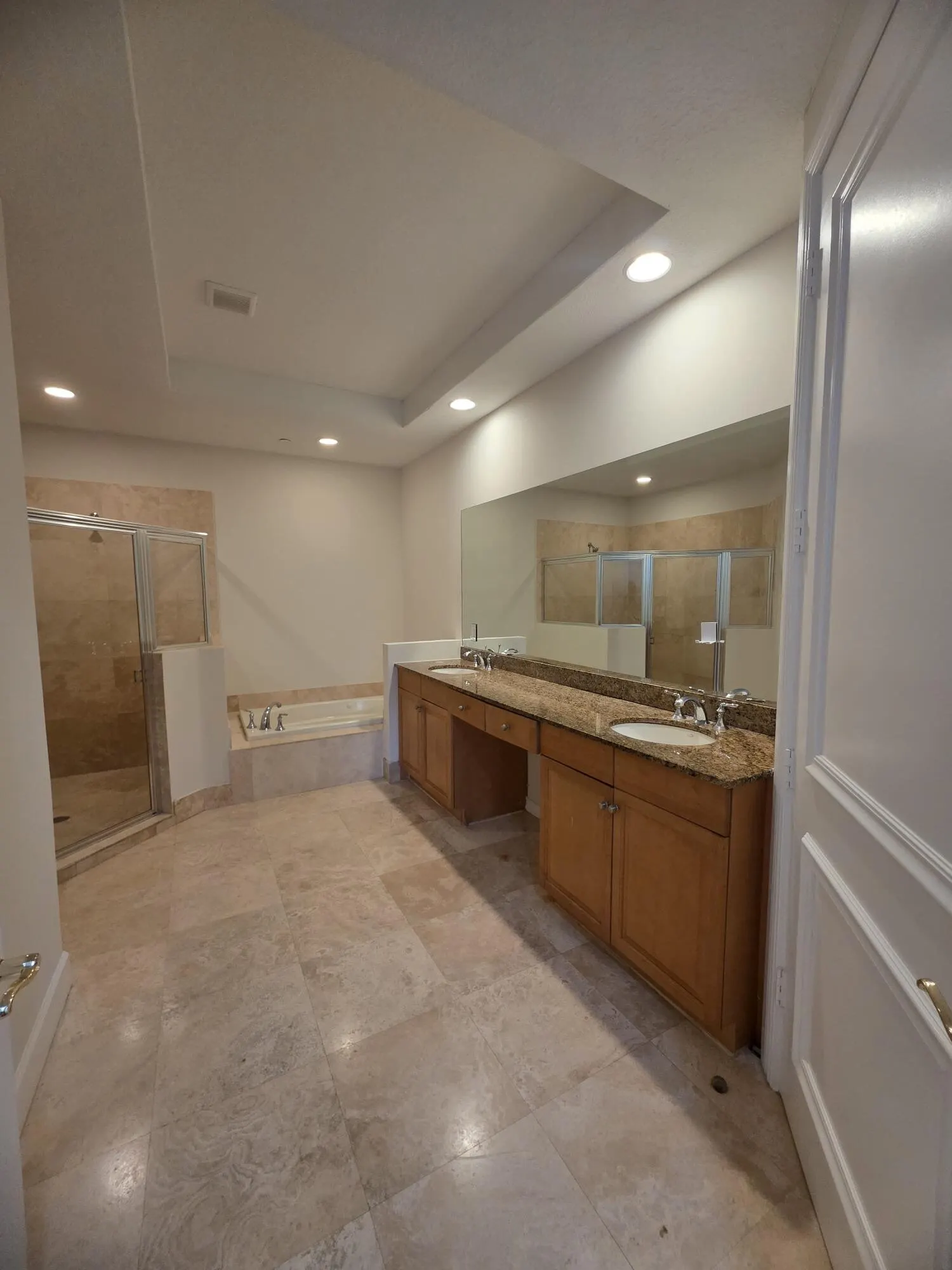 535 NE 69th Circle