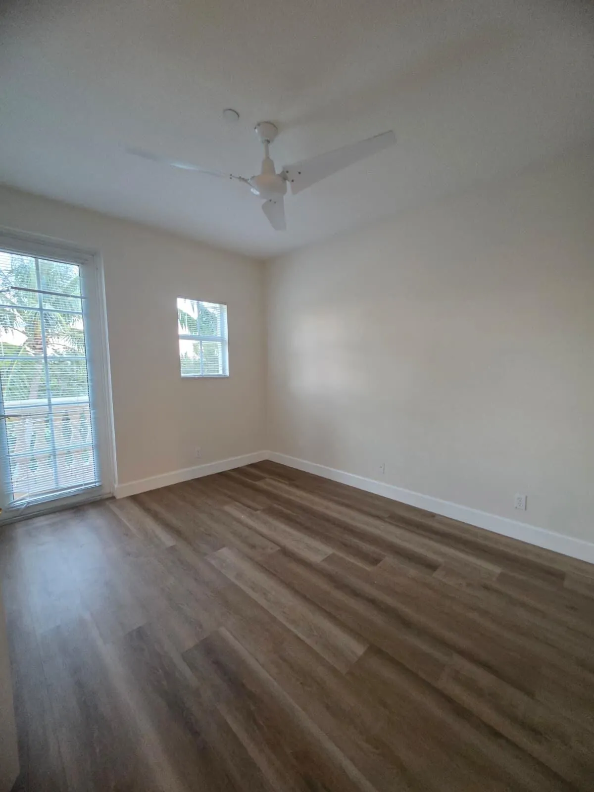 535 NE 69th Circle