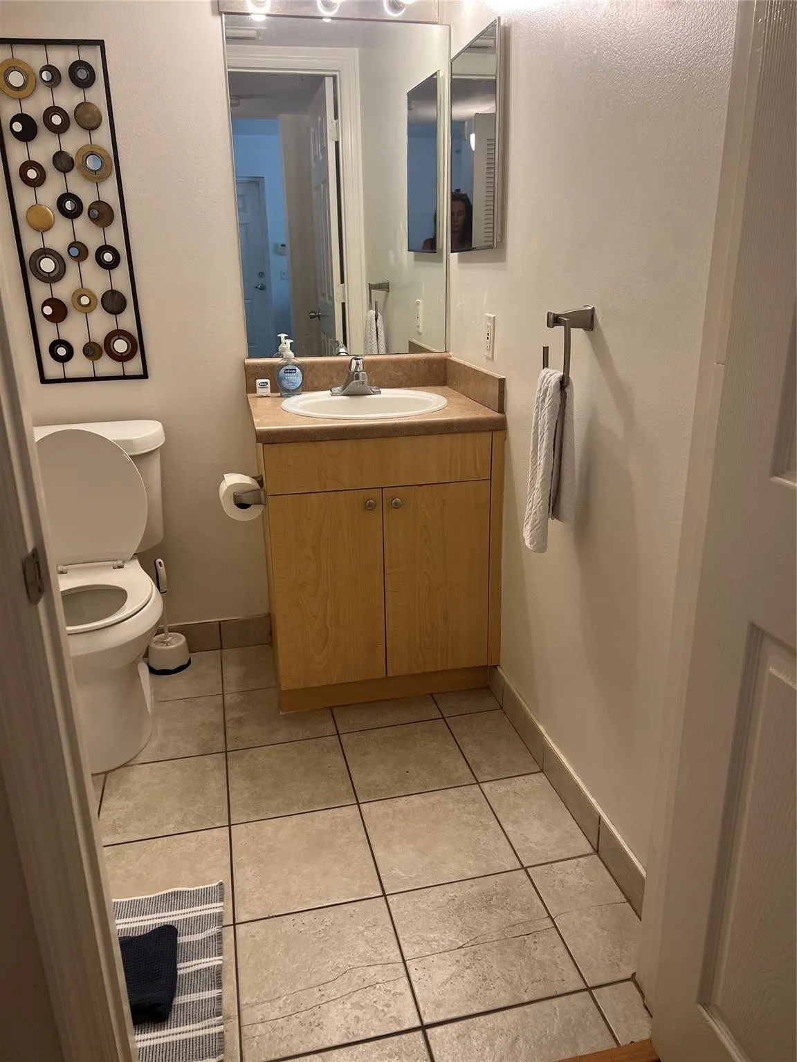 903 VILLA Circle #903
