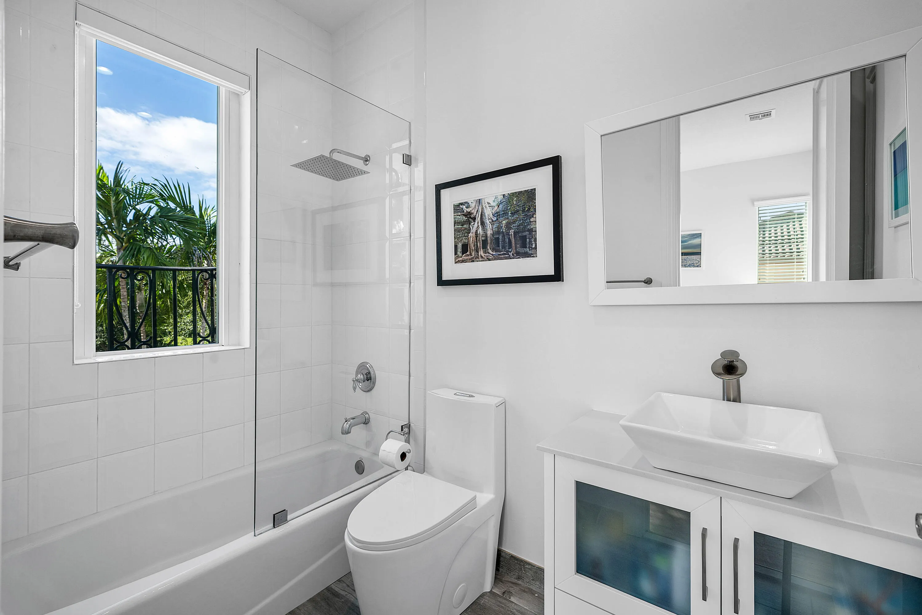 17963 LAKE AZURE Way