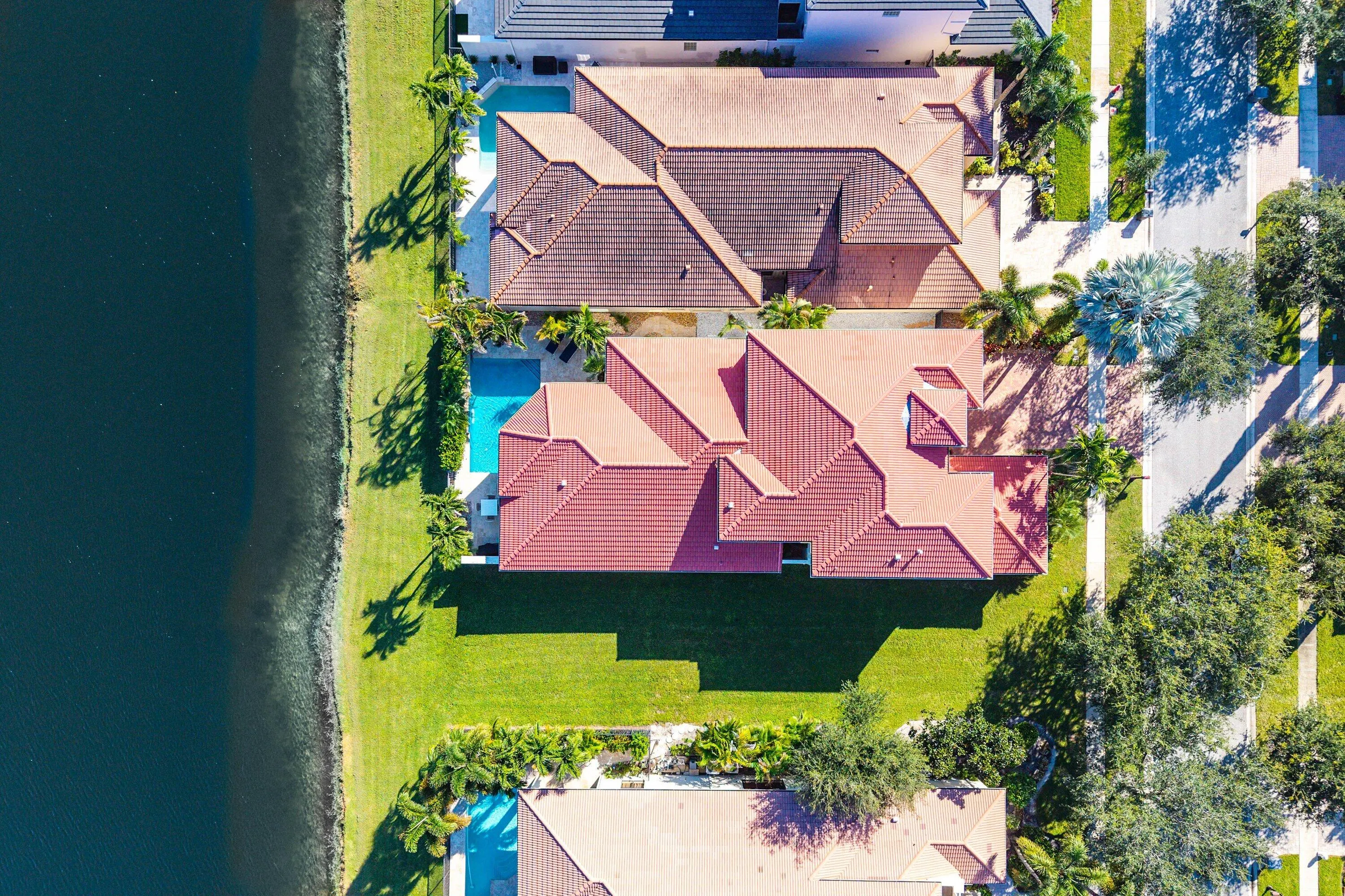 17963 LAKE AZURE Way