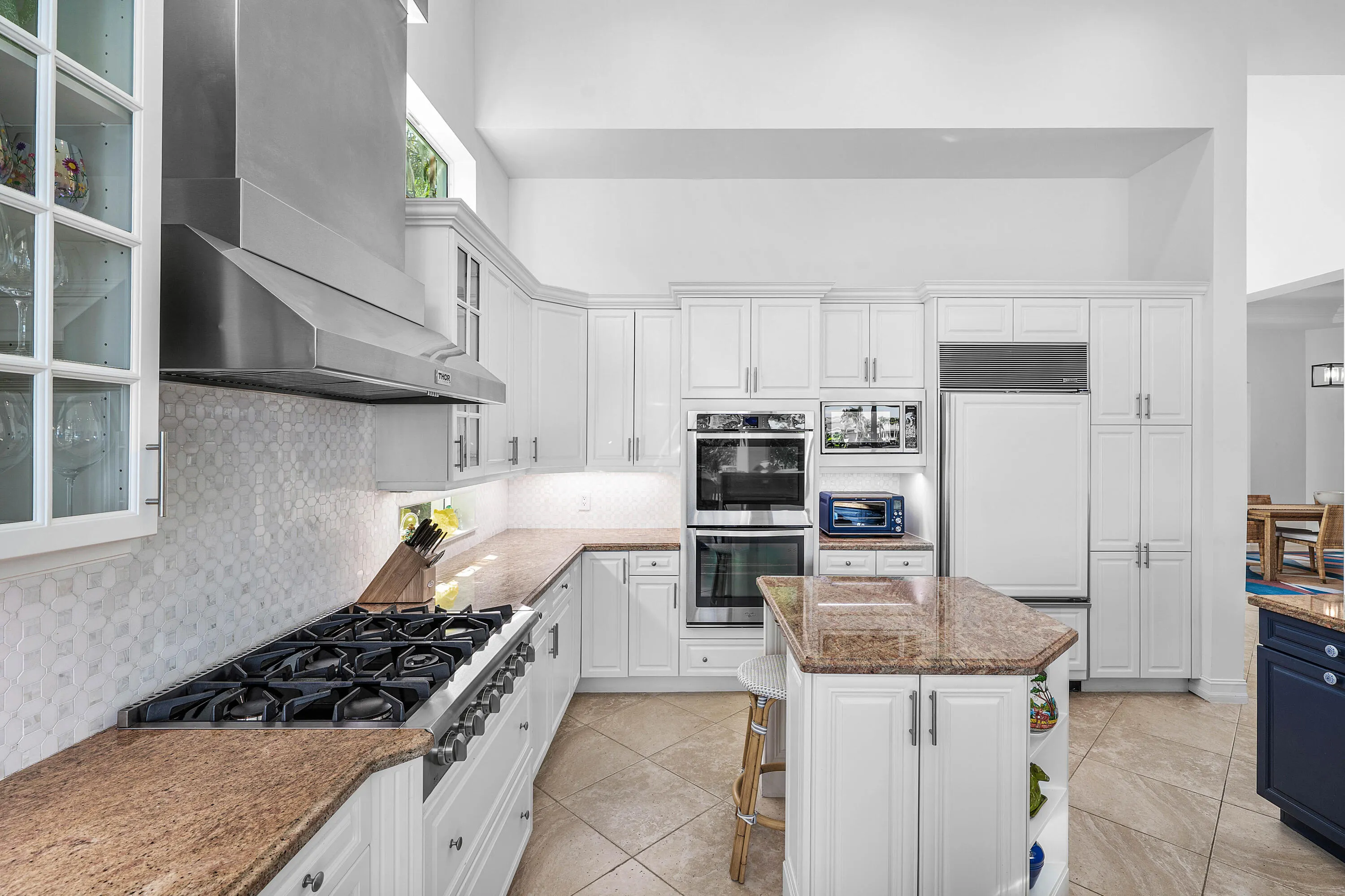 17963 LAKE AZURE Way