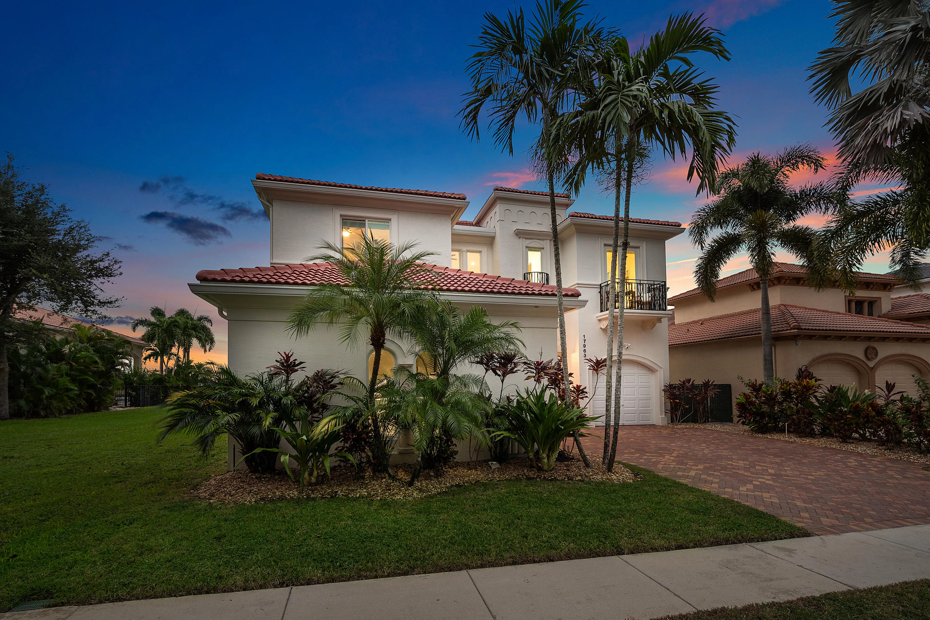 17963 LAKE AZURE Way