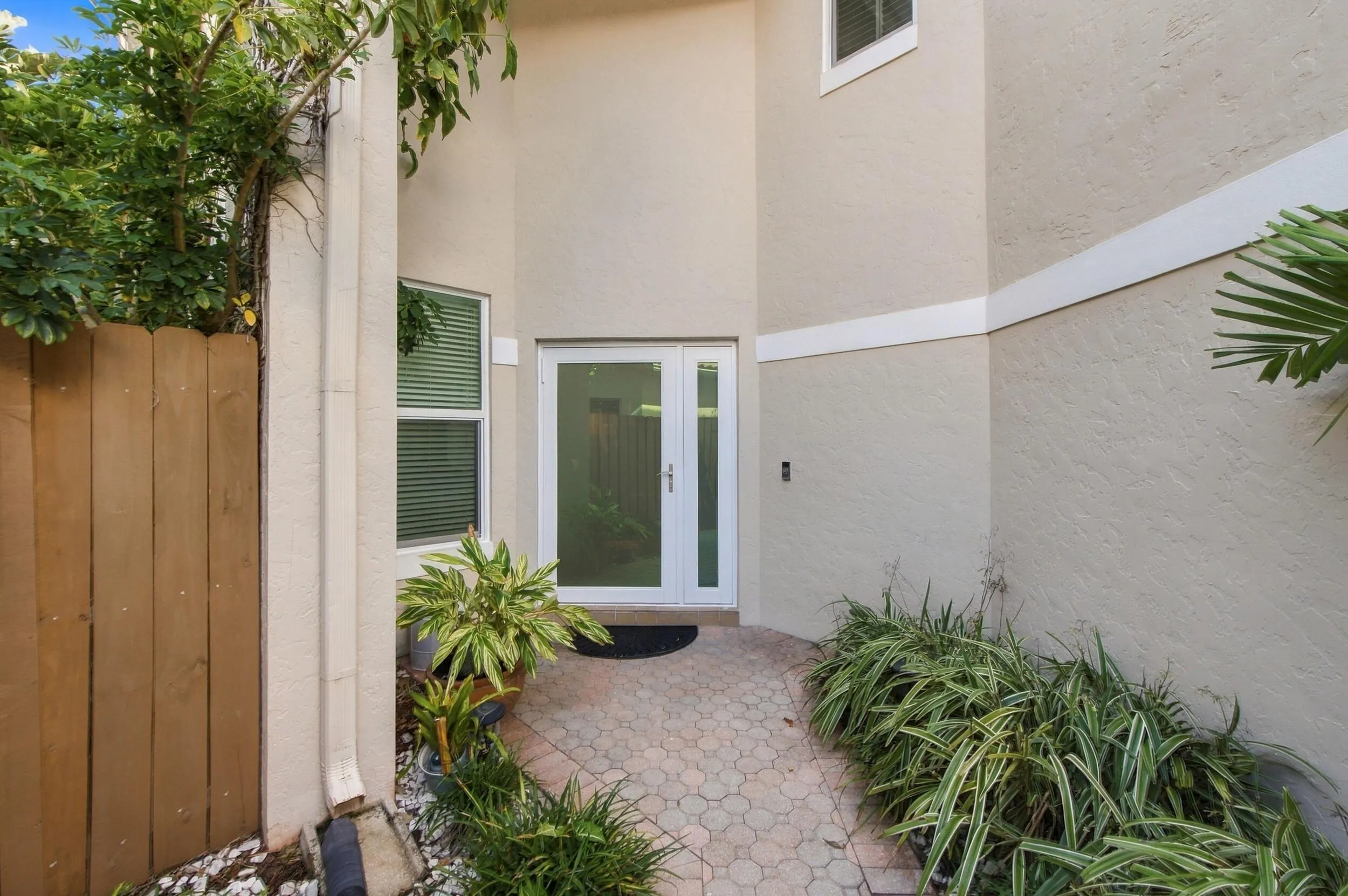 2495 NW 66TH Drive