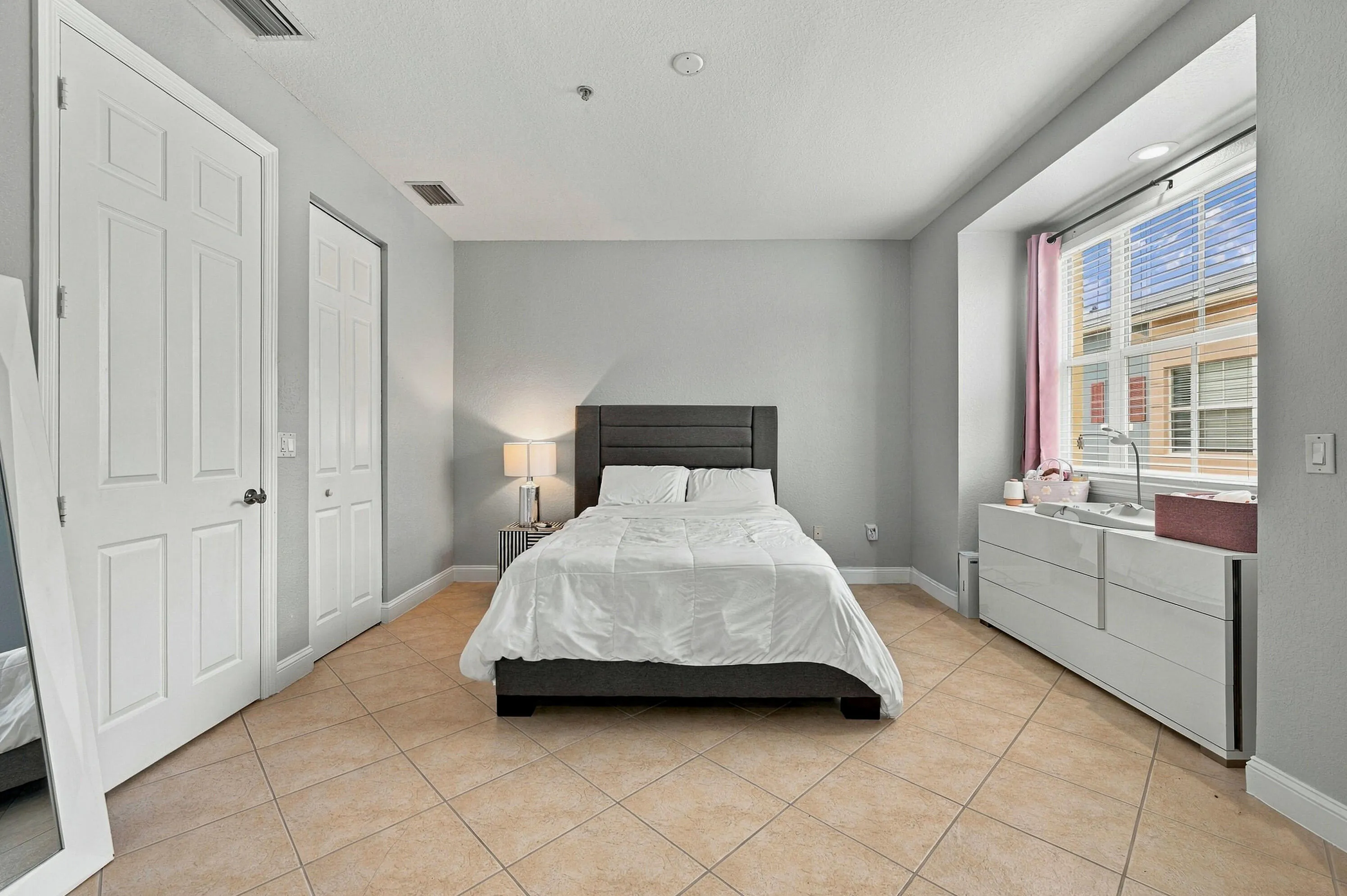 536 NE 7th Avenue #Unit 2