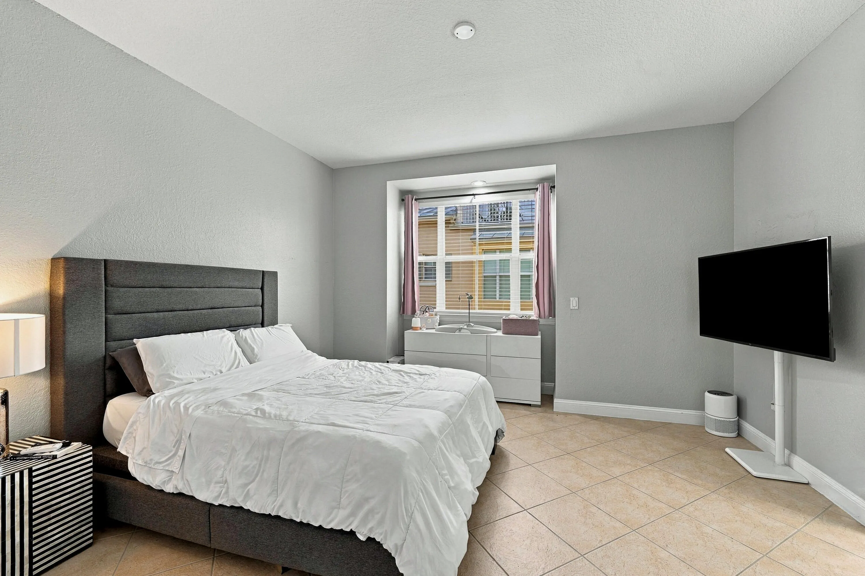 536 NE 7th Avenue #Unit 2