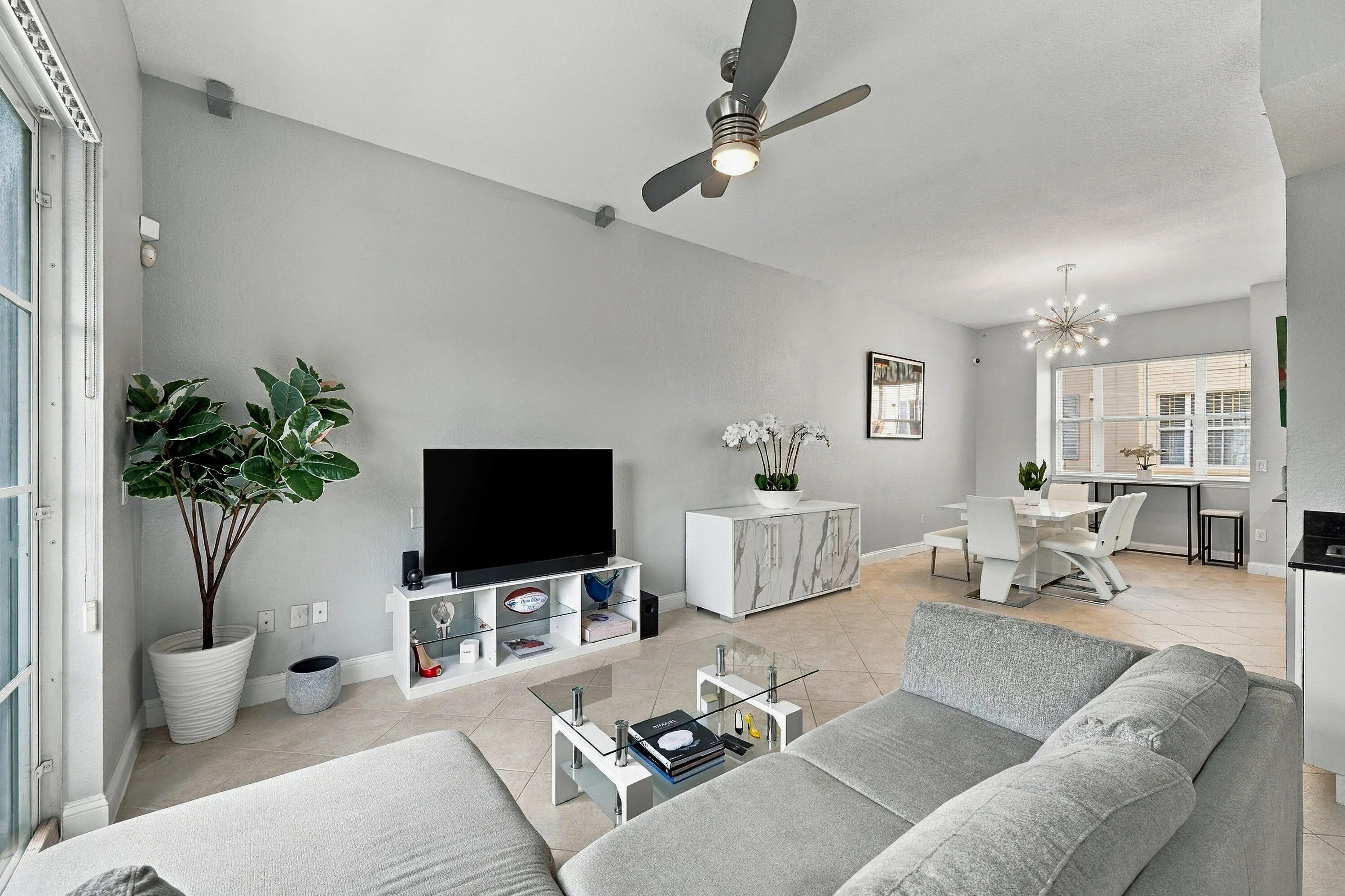 536 NE 7th Avenue #Unit 2