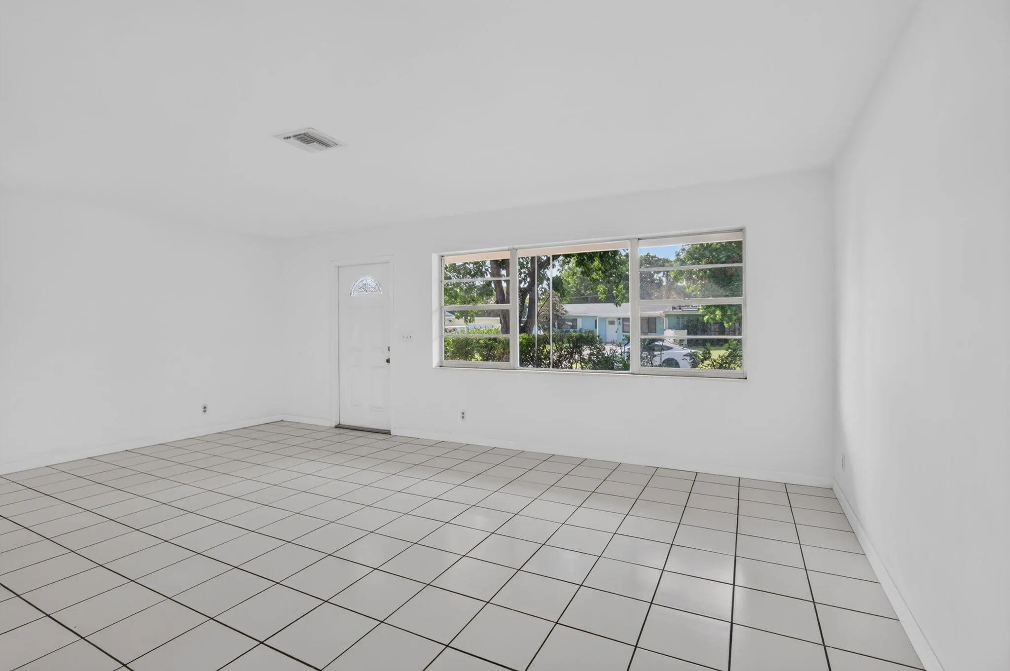 161 SE 28TH Avenue