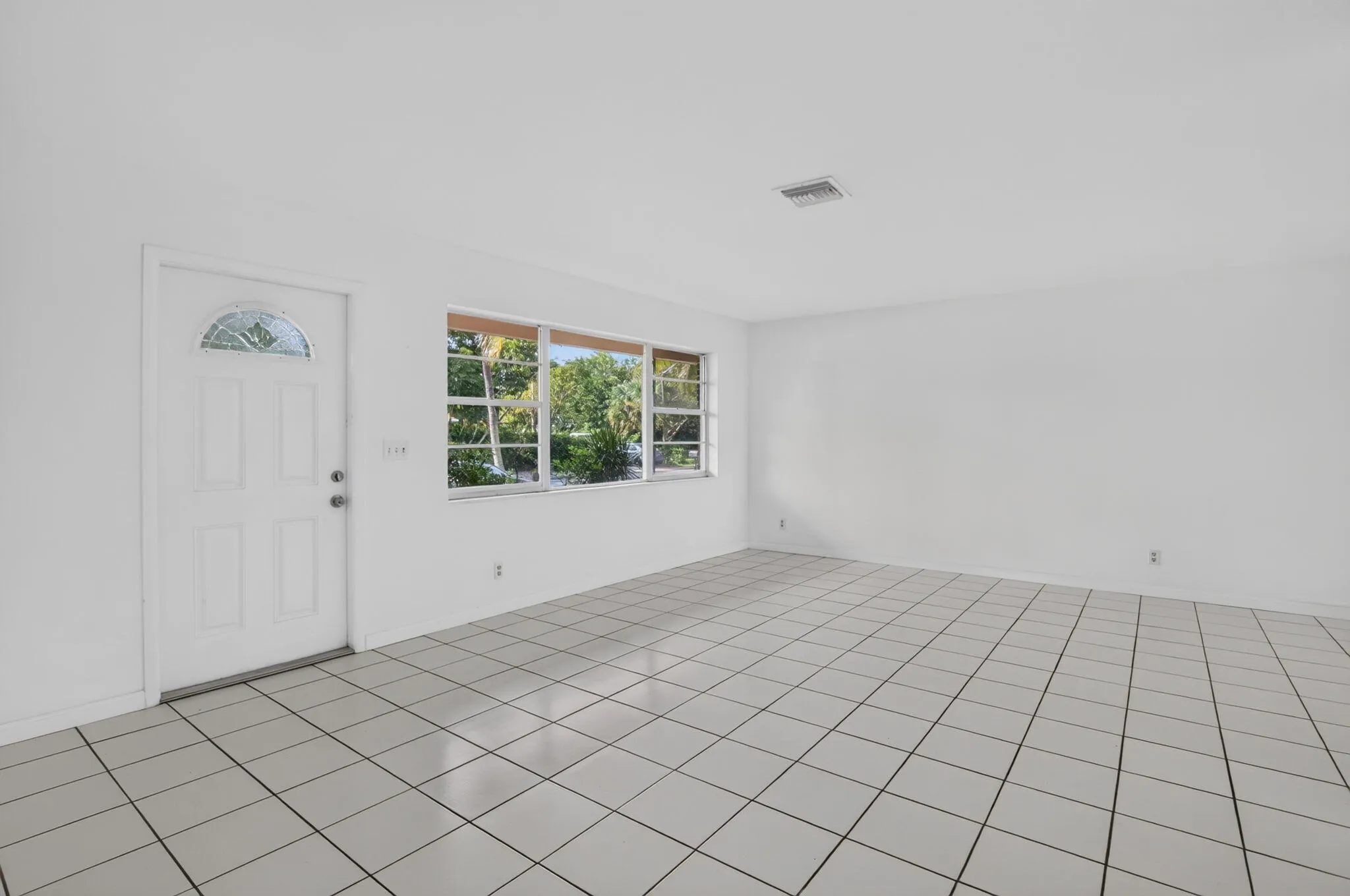 161 SE 28TH Avenue