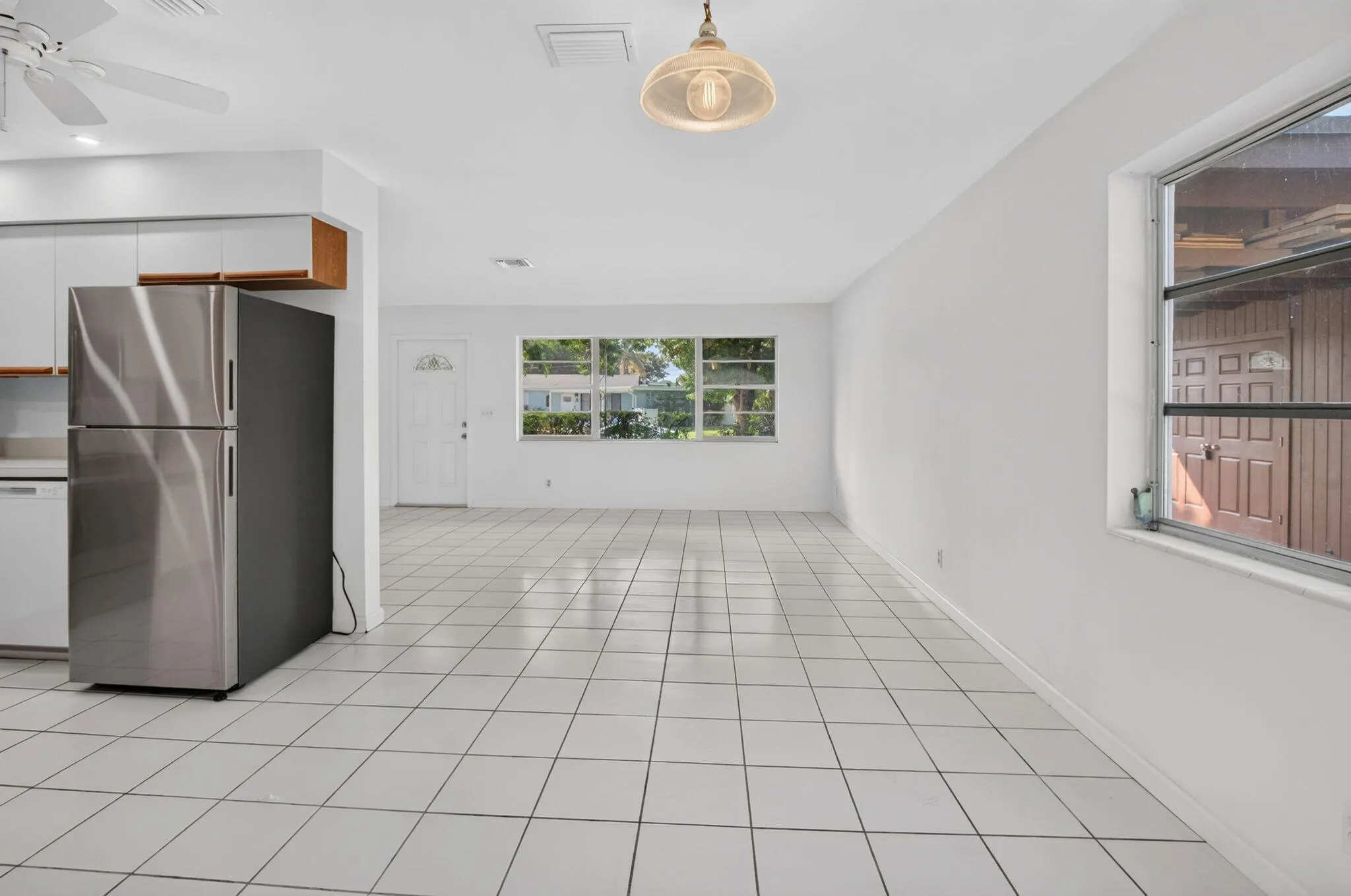 161 SE 28TH Avenue