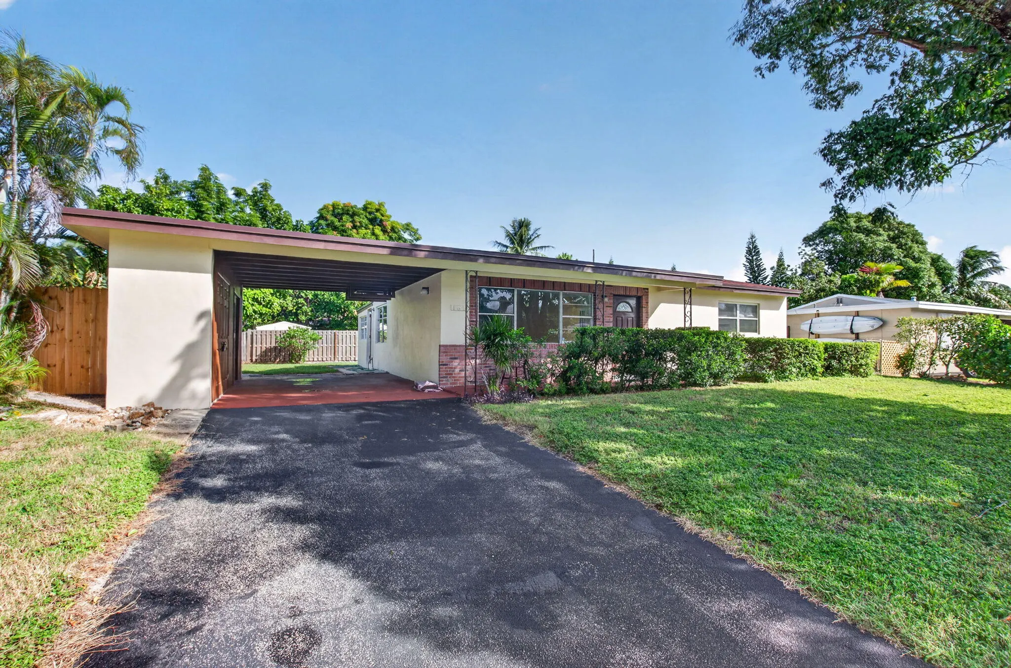 161 SE 28TH Avenue