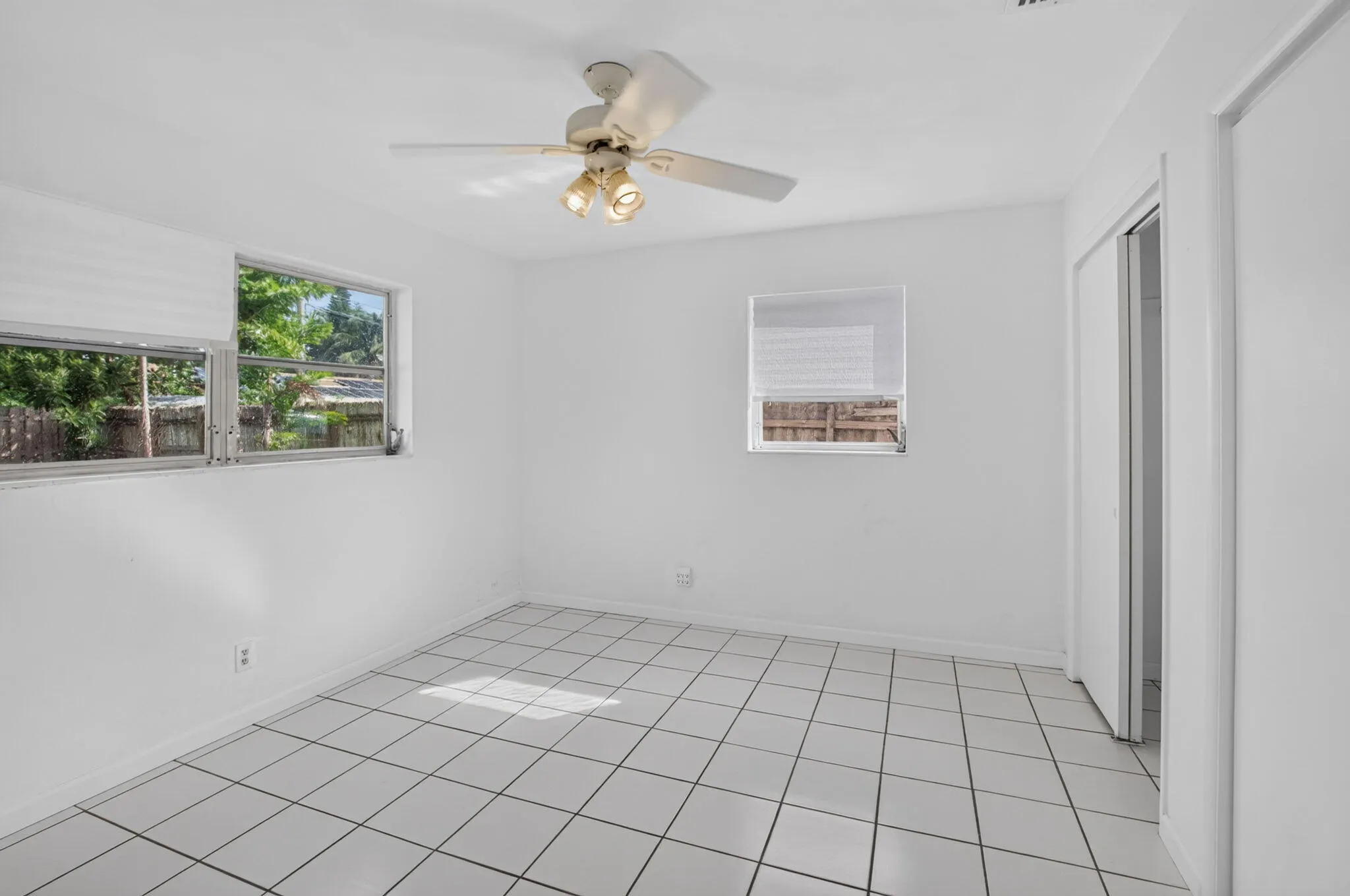 161 SE 28TH Avenue