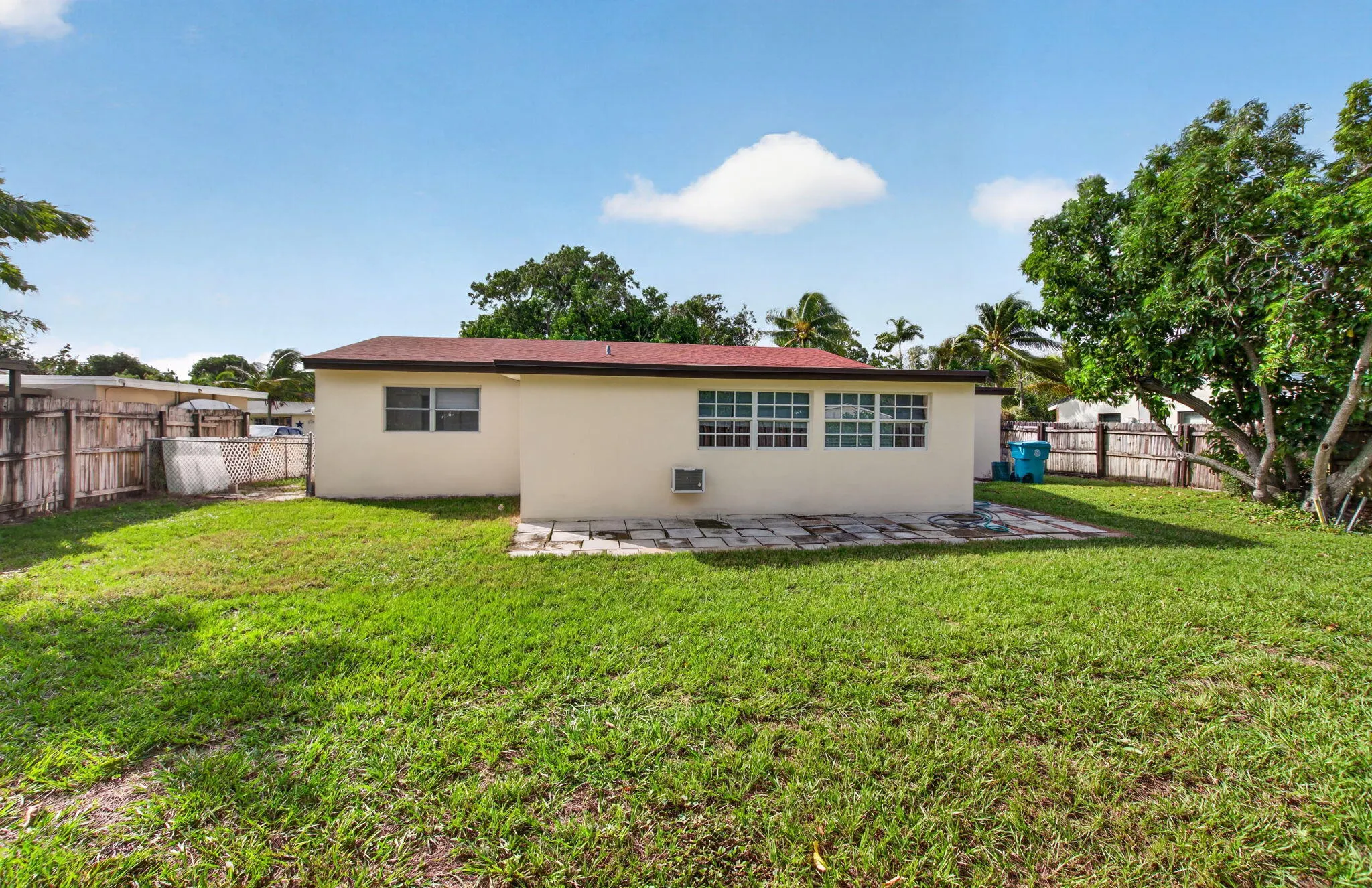161 SE 28TH Avenue