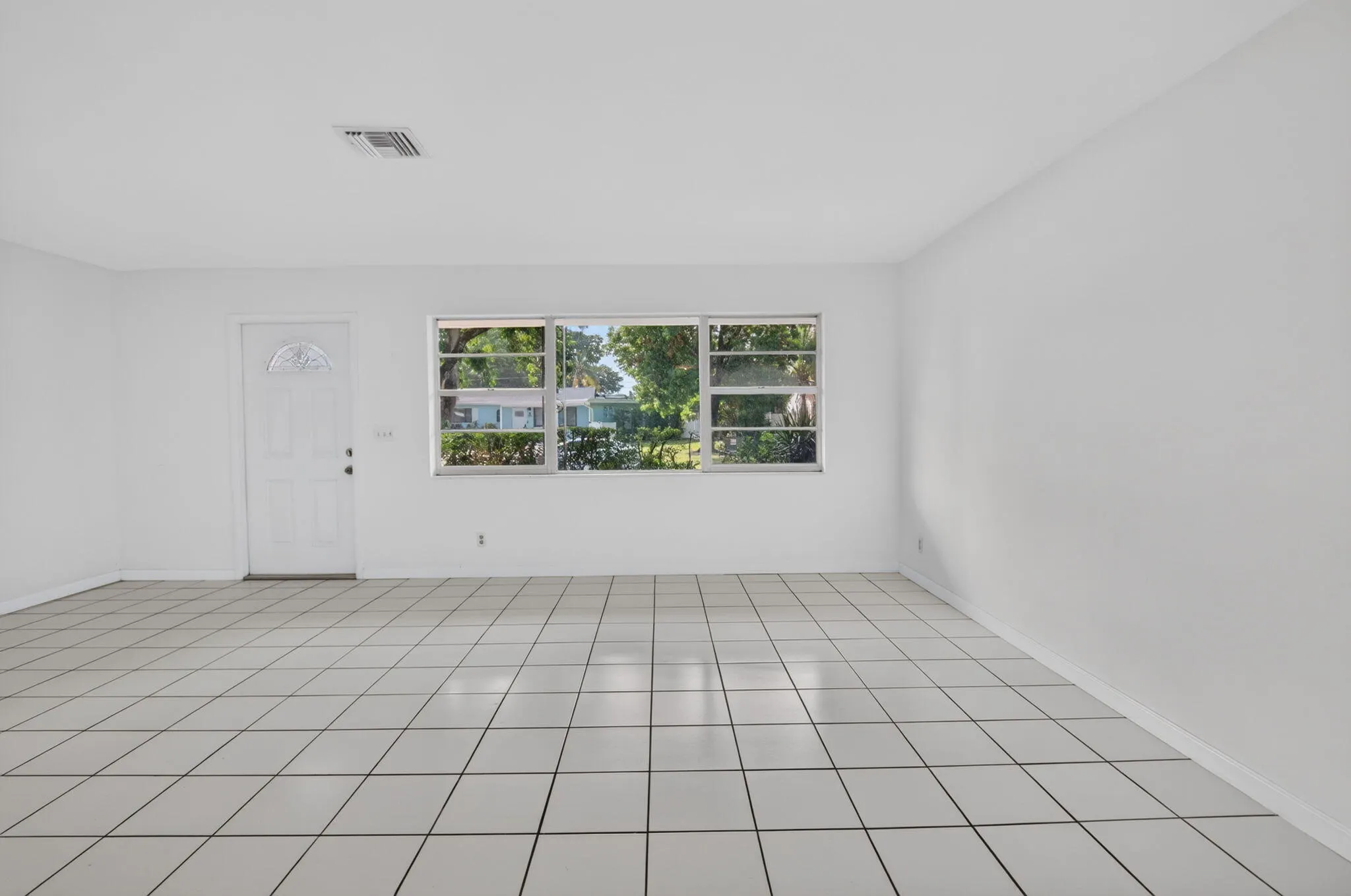 161 SE 28TH Avenue