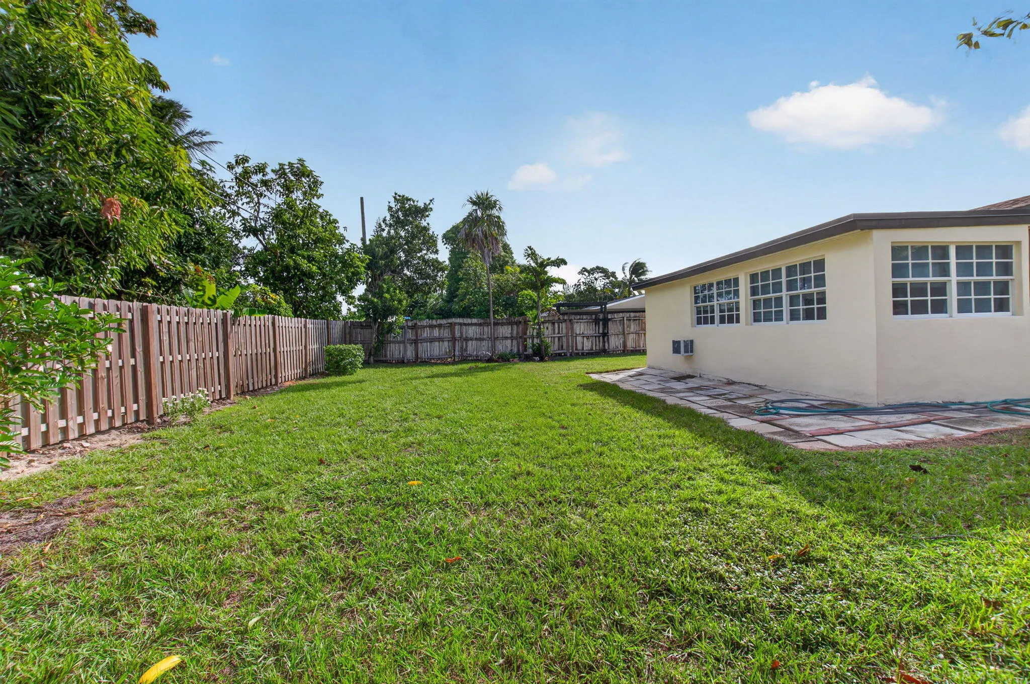 161 SE 28TH Avenue