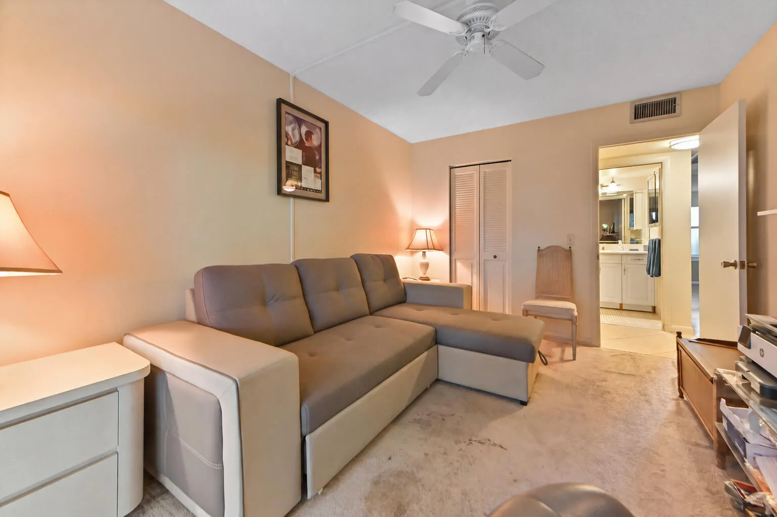 1052 Rexford C