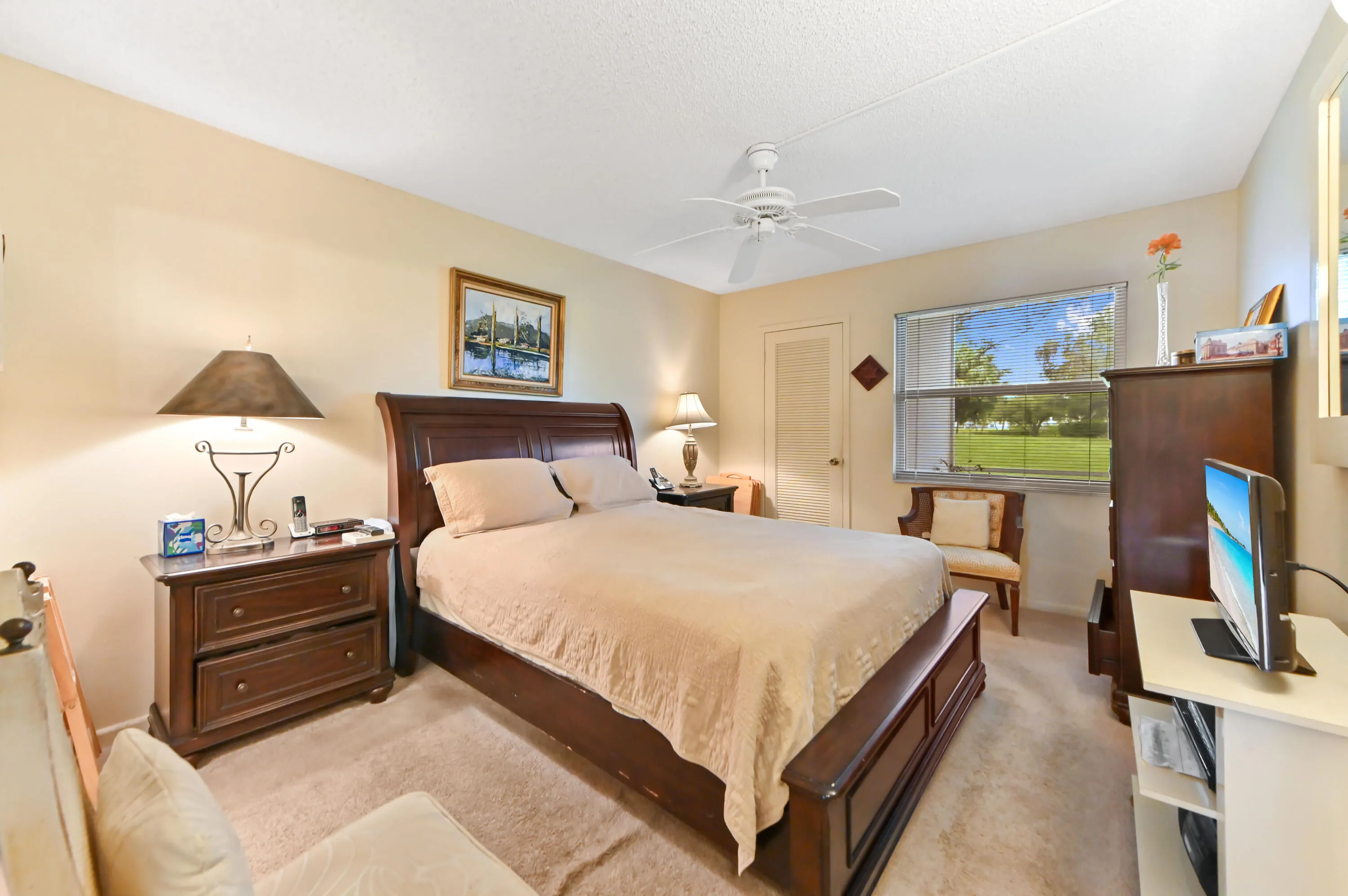 1052 Rexford C