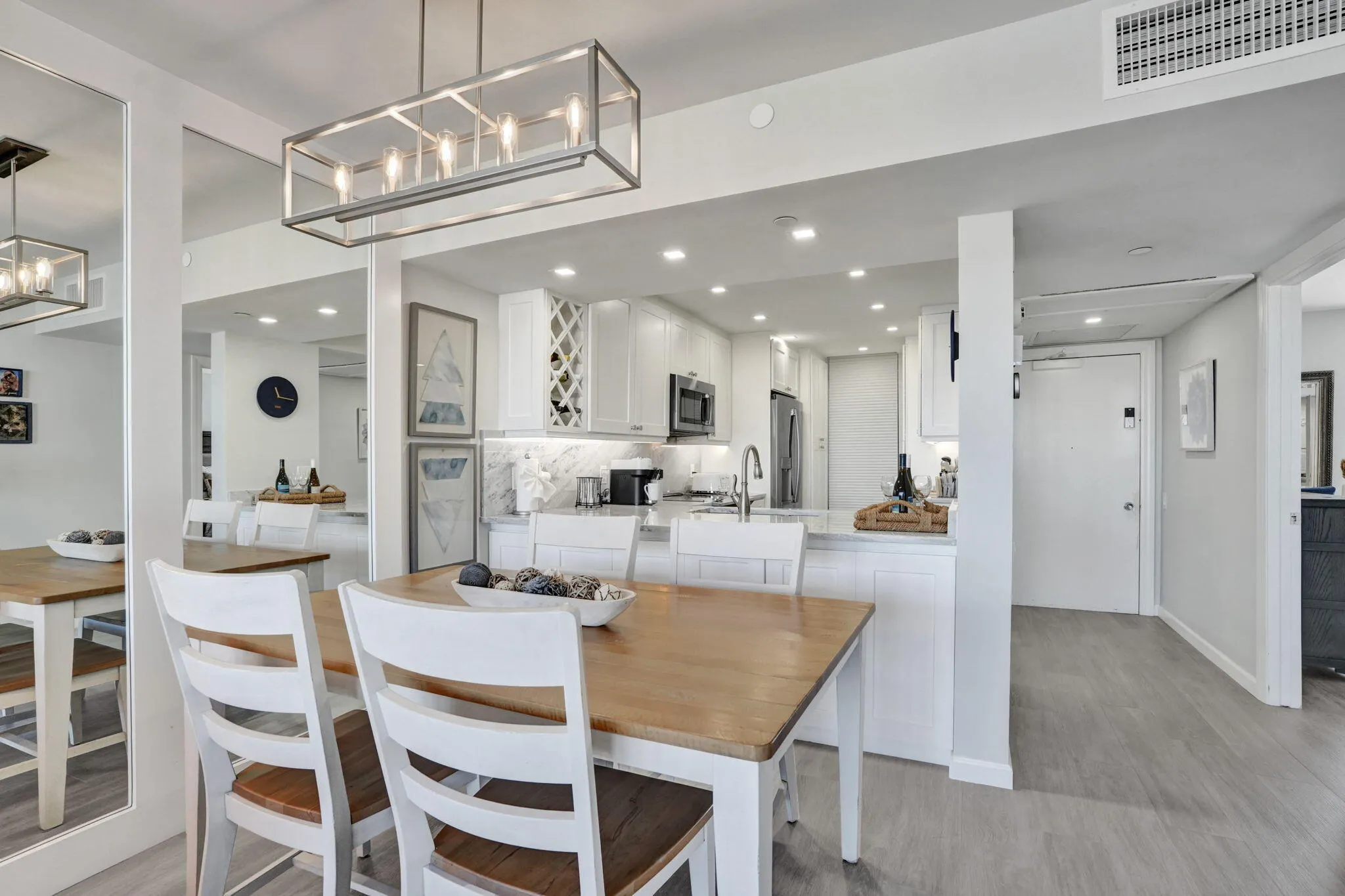 2687 N Ocean Boulevard #601