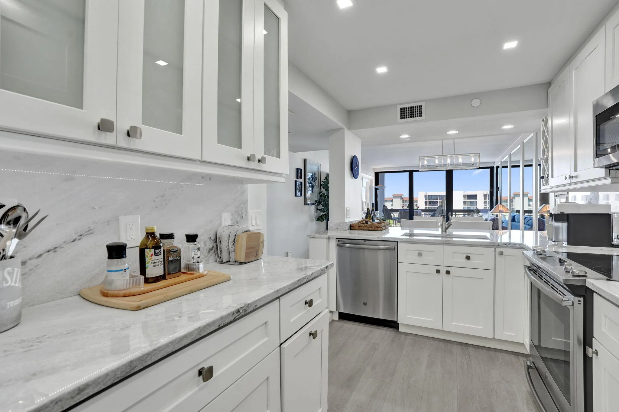 2687 N Ocean Boulevard #601