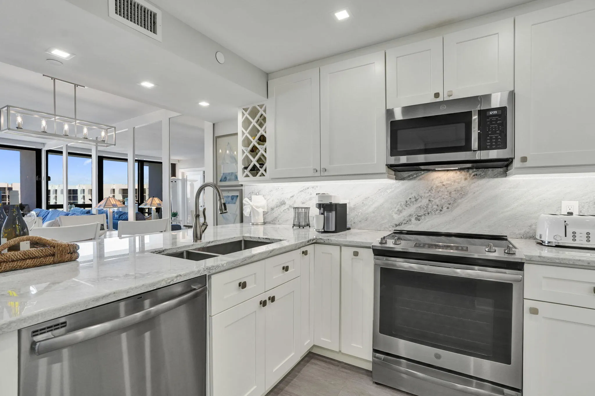 2687 N Ocean Boulevard #601