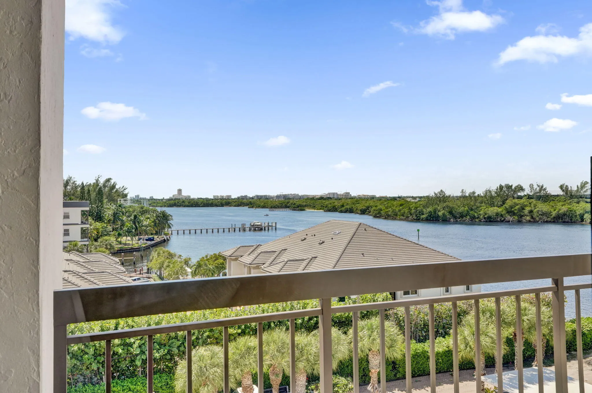 2687 N Ocean Boulevard #601