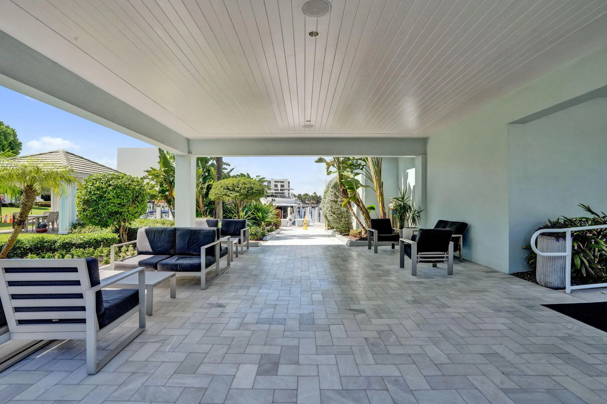 2687 N Ocean Boulevard #601