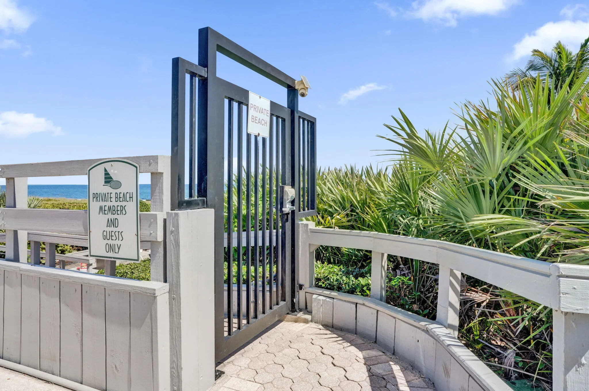 2687 N Ocean Boulevard #601