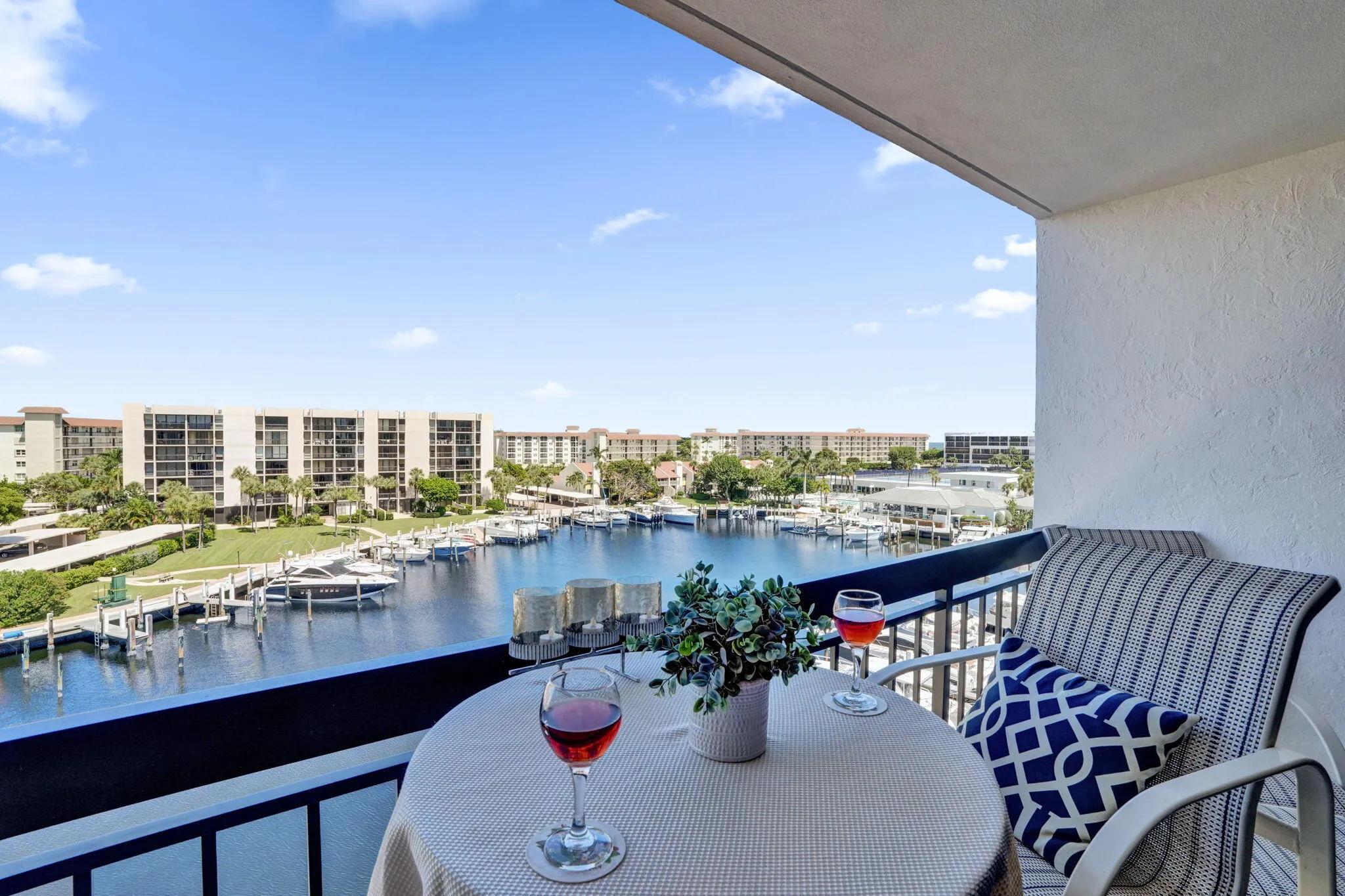 2687 N Ocean Boulevard #601