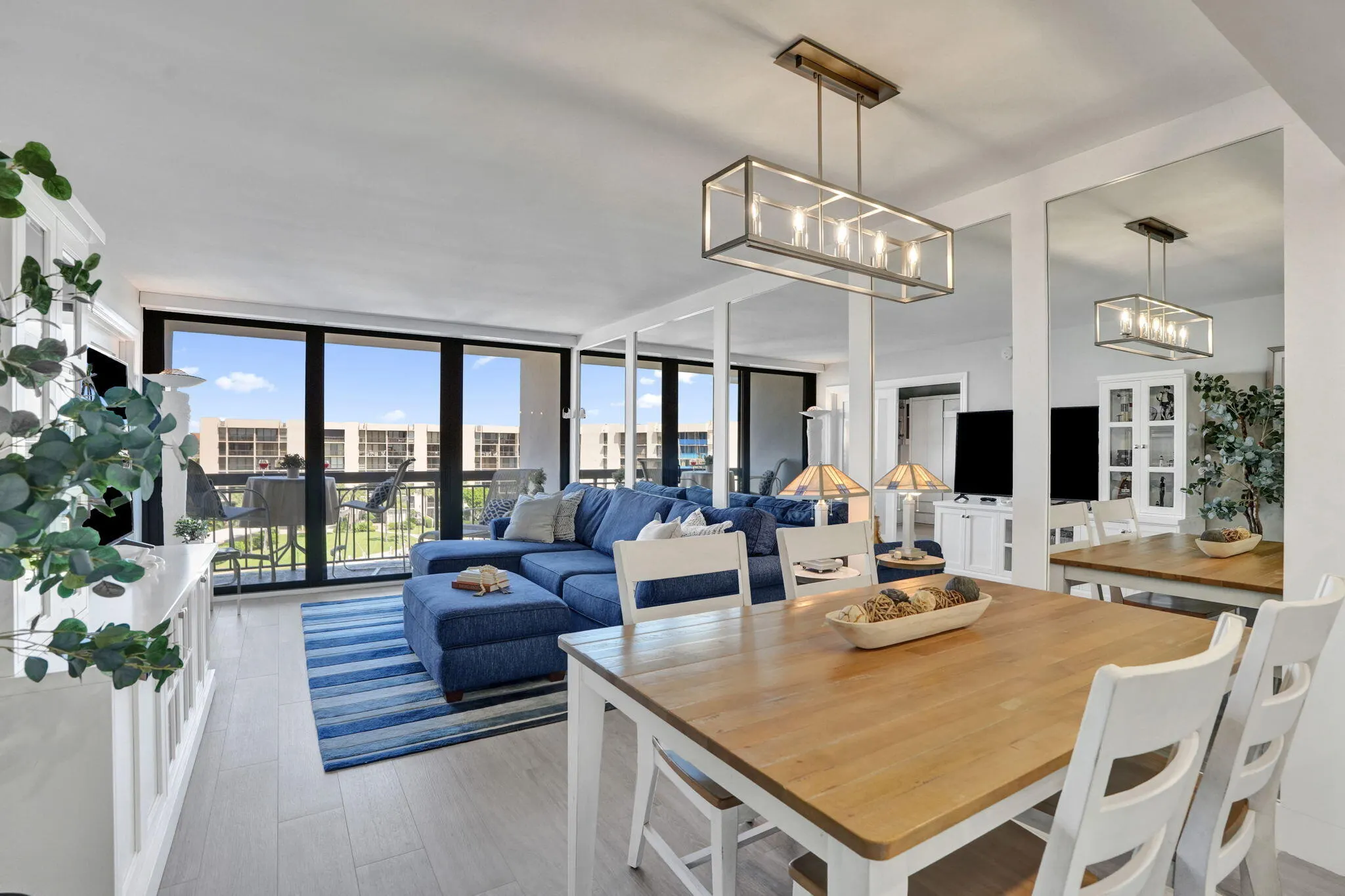 2687 N Ocean Boulevard #601