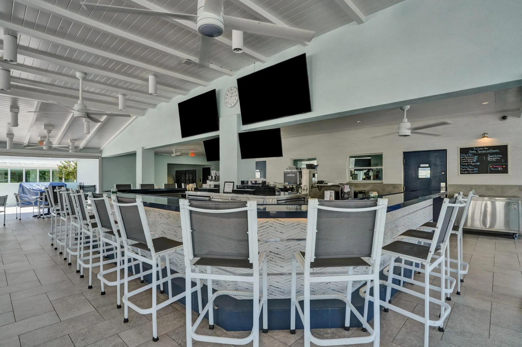 2687 N Ocean Boulevard #601