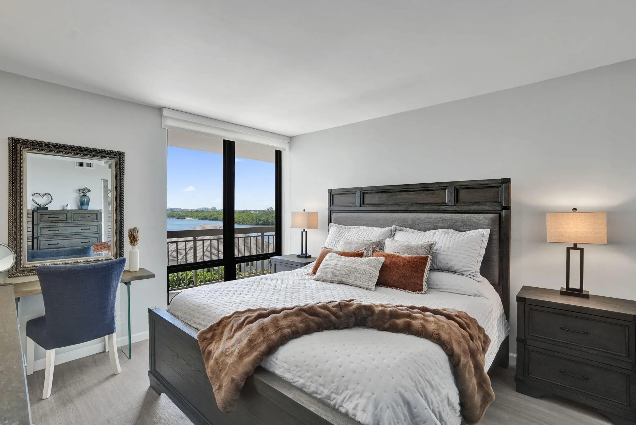 2687 N Ocean Boulevard #601